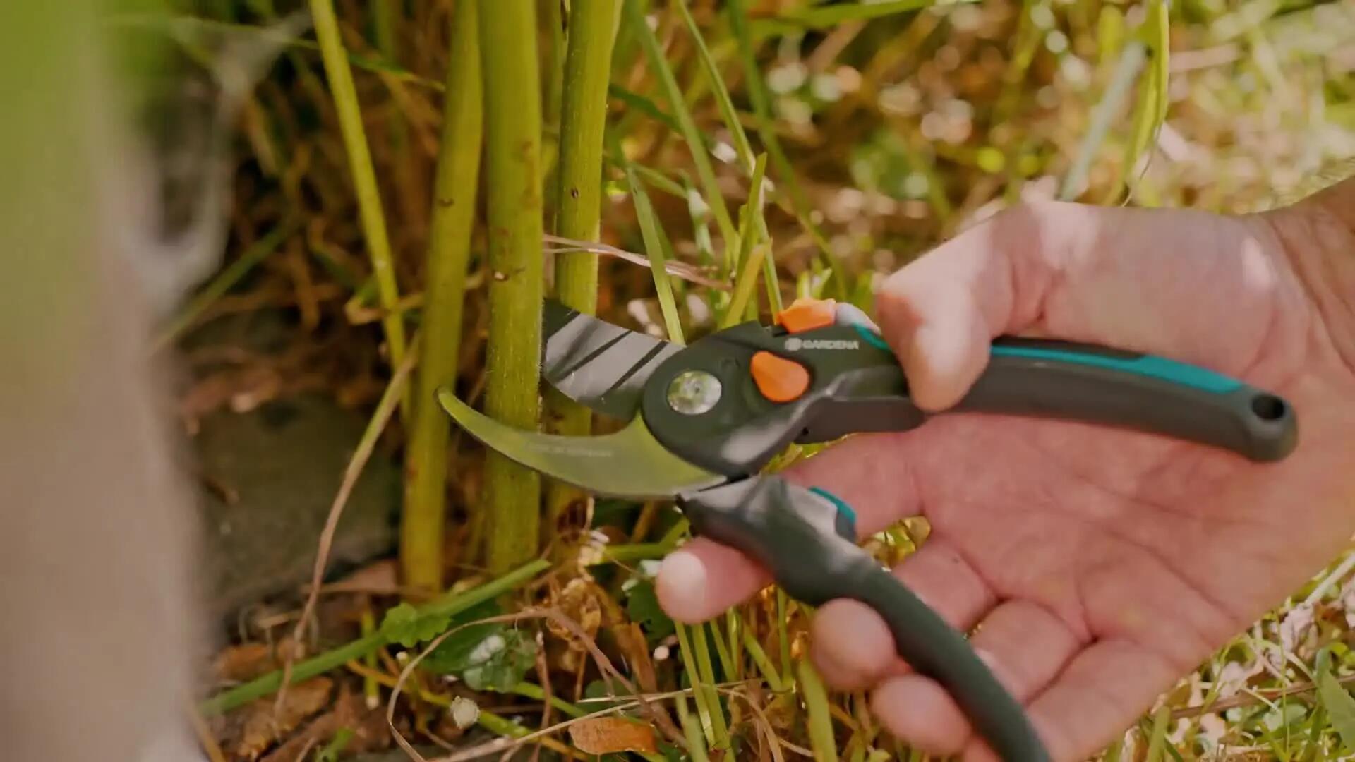 Potatore GARDENA PremiumCut Flex lame in acciaio antiaderente per rami fino a 24 mm - 2