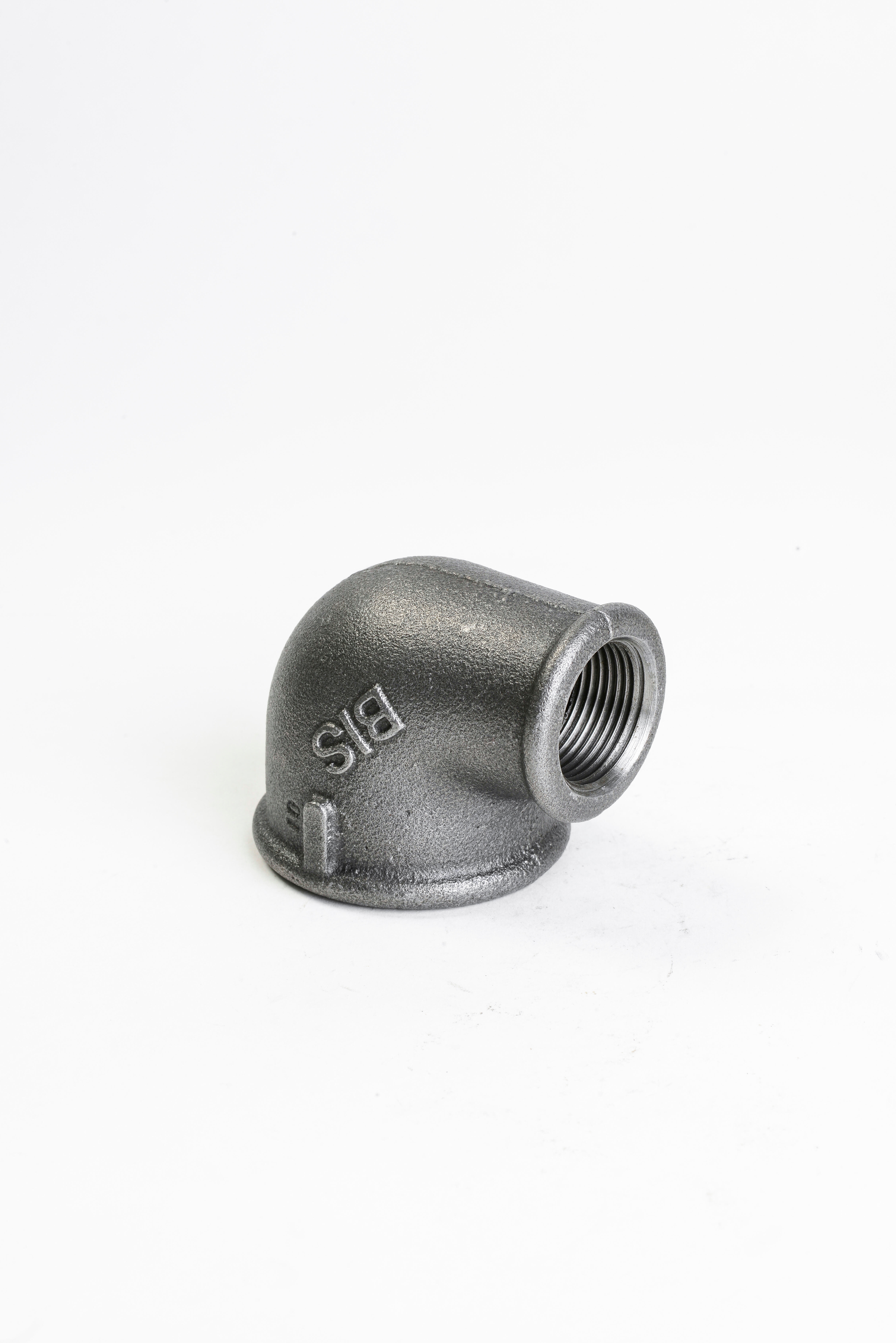 Curva per tubo 90° in ghisa zincata F3/4
