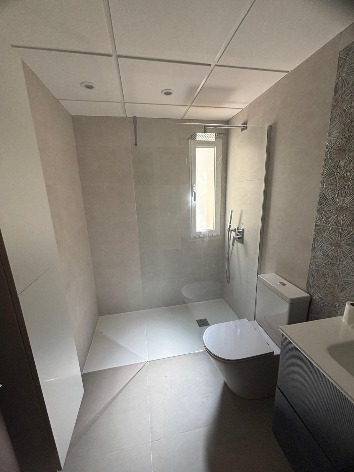 Mampara de ducha fija transparente Six perfil aluminio cromo (99.9-100.1)x195 cm cristal 6mm reversible antical 1 barra de estabilización de 100 cm ajustable - 4