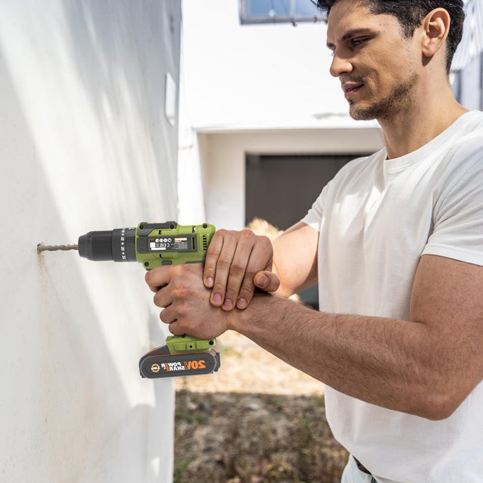 Compacte et légère, facile à prendre en main