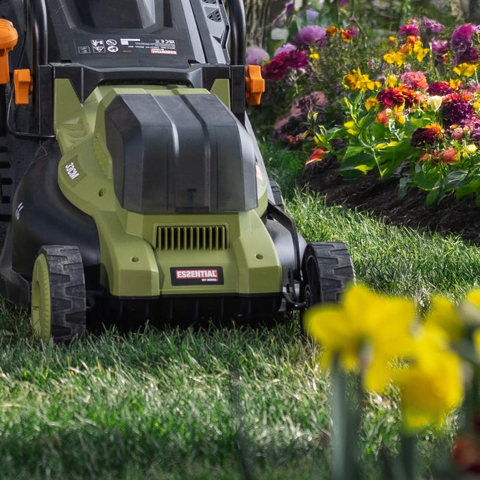 Une coupe nette jusqu'aux bordures