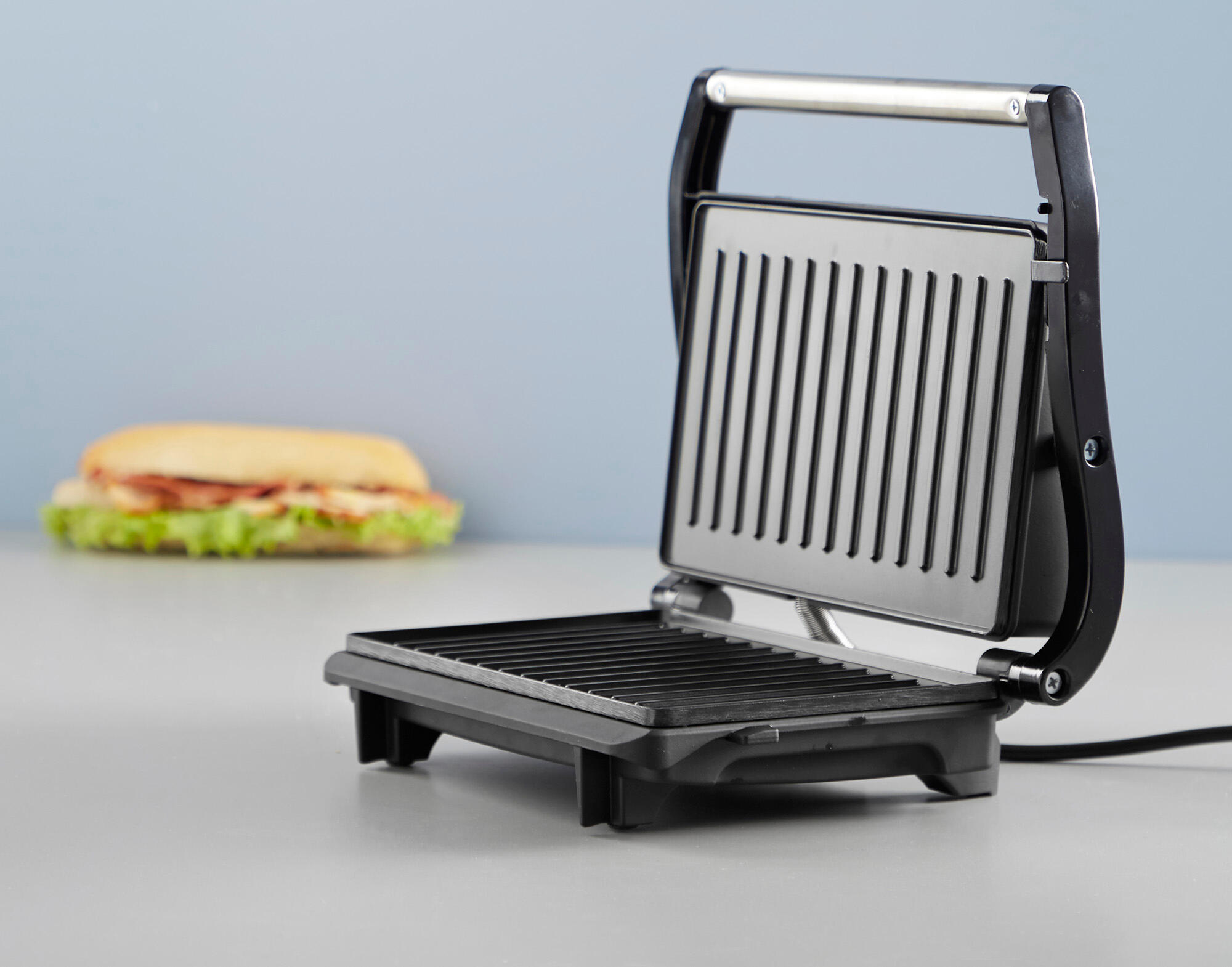 Sandwichera-plancha 1000W negra - 2