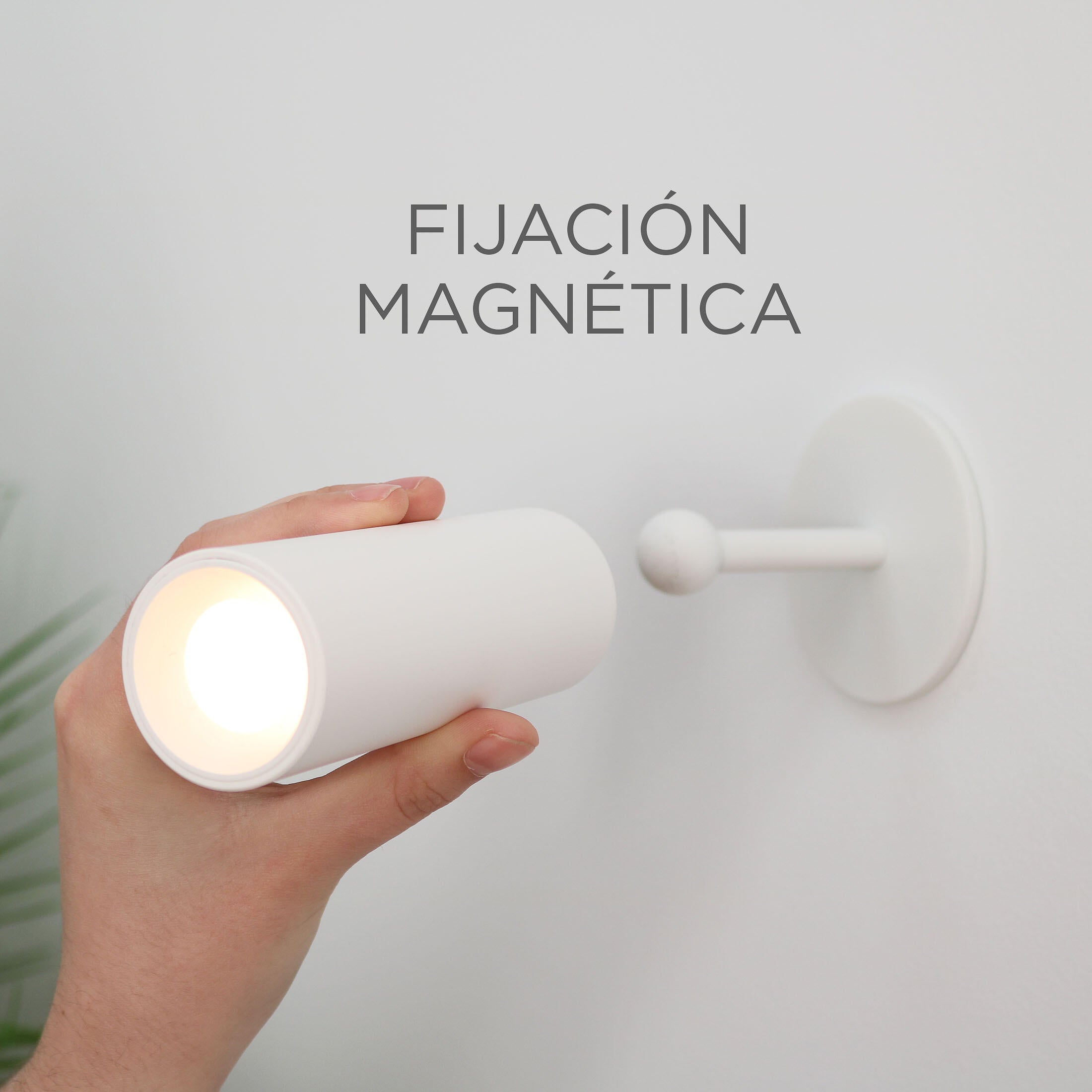 Aplique de pared LED recargable sin cables con interruptor Roll 4 NEW GARDEN blanco carga con batería luz cálida 3000K intensidad regulable IP20 300 lm - 21
