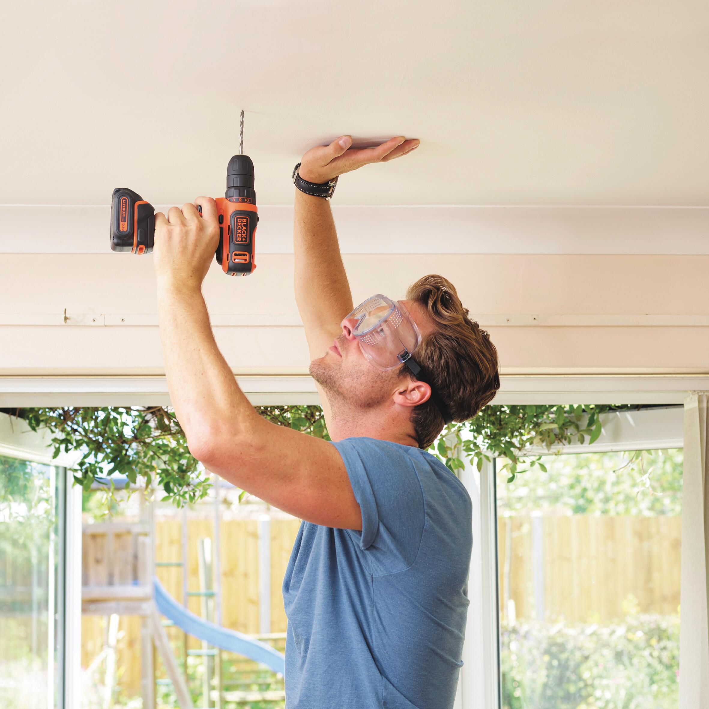 Avvitatore a batteria BLACK + DECKER BDCDD12KB-QW 10.8V 1.5Ah, 2 batterie + valigetta in plastica - 6