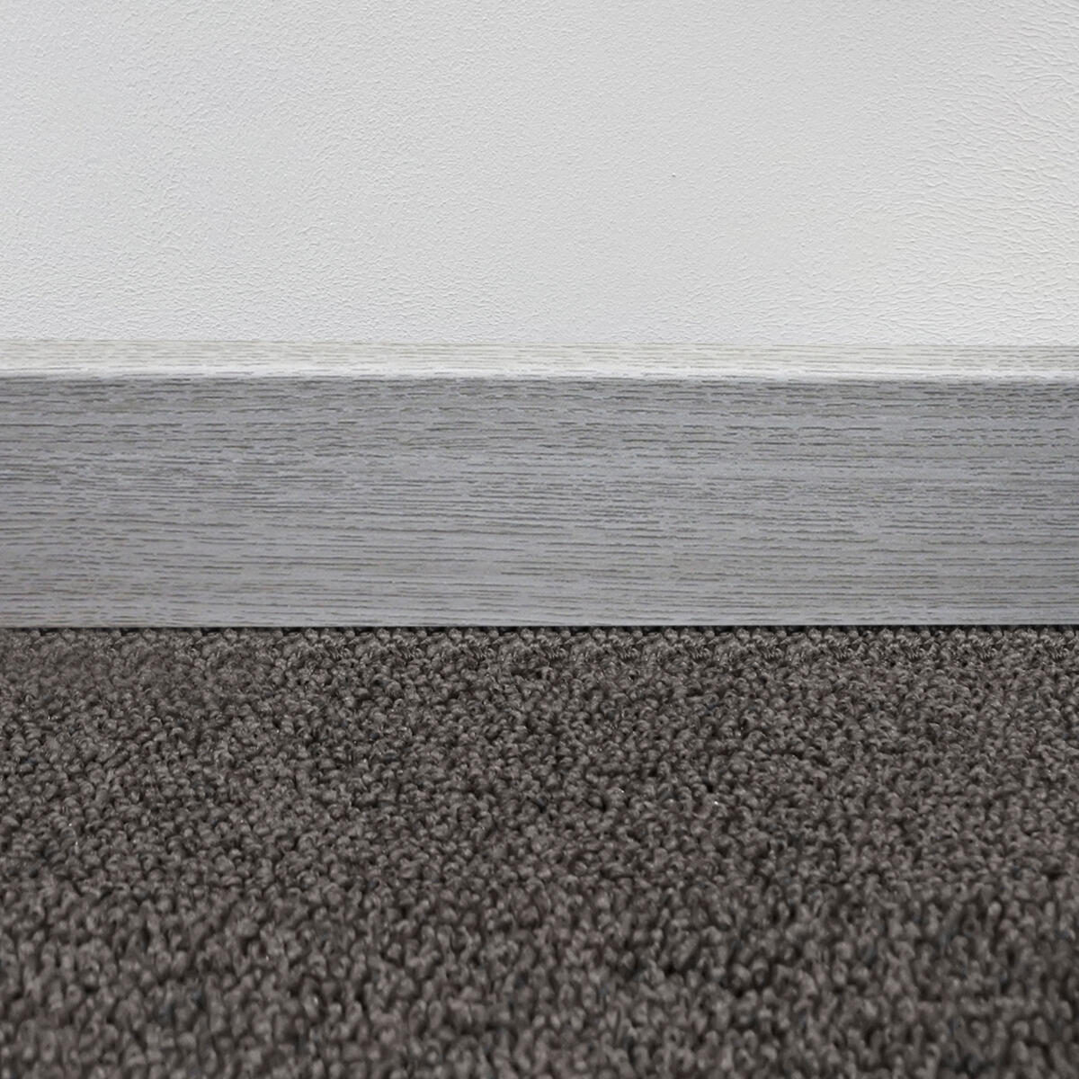 Battiscopa PVC Laminato Rovere Aspen 70 Mm - Angolo Interno, Design Semplice, Canalina Per Cavi, Facile Montaggio