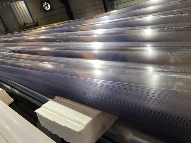 PLACA POLICARBONATO GRECADO 0.9MM 6X1.08M - 1