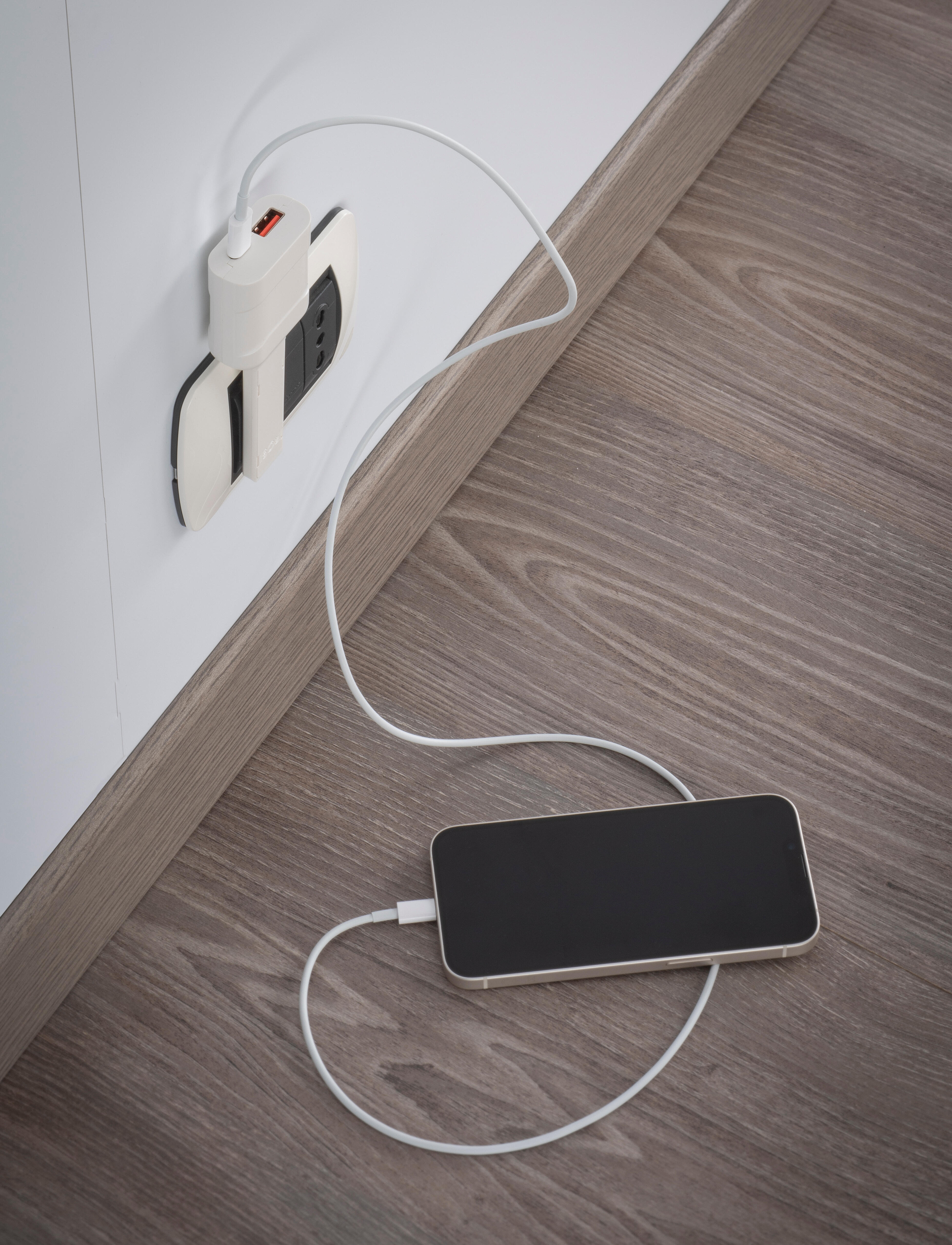 Adattatore USB presa 10 A RS7712BC bianco - 4