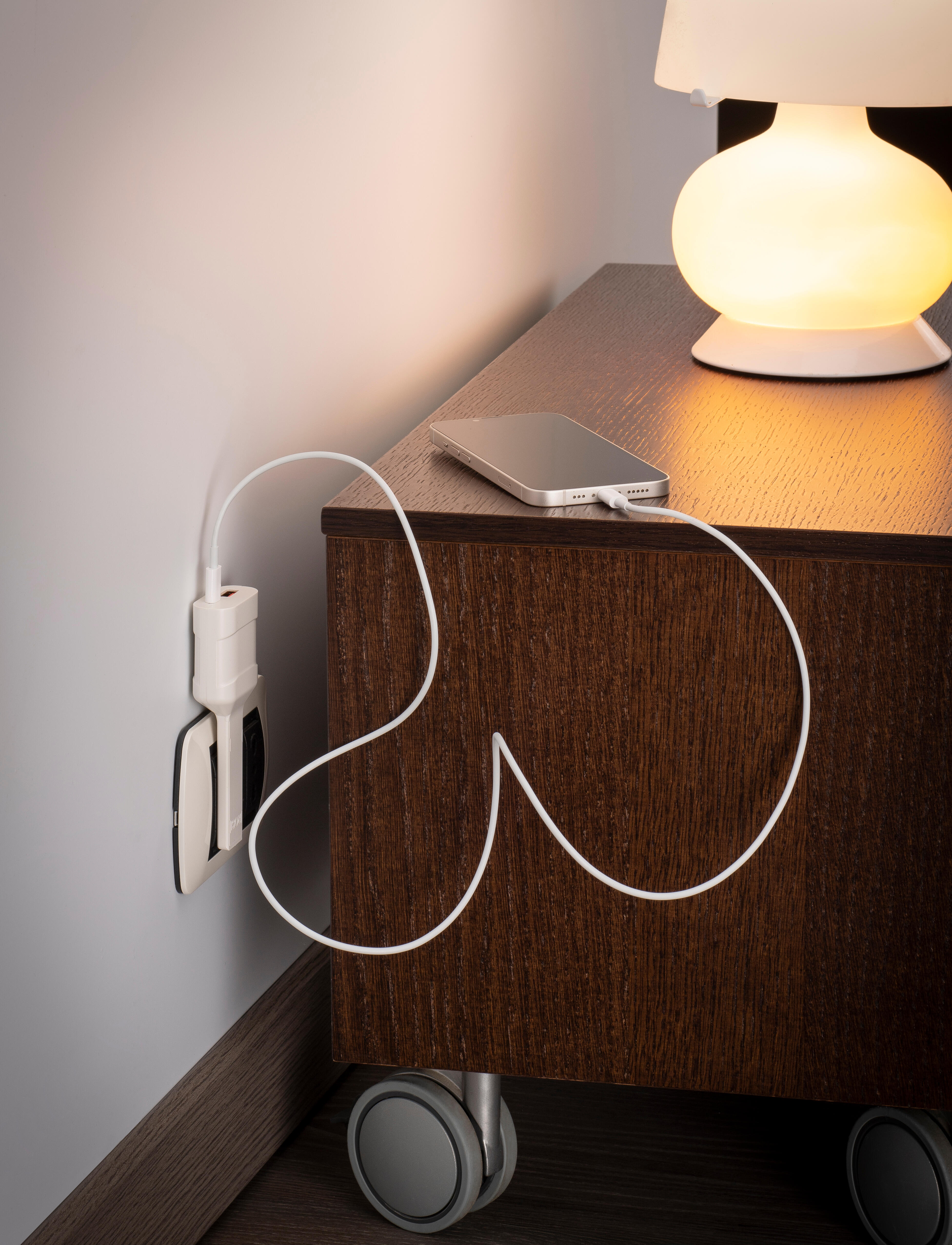 Adattatore USB presa 10 A RS7712BC bianco - 2