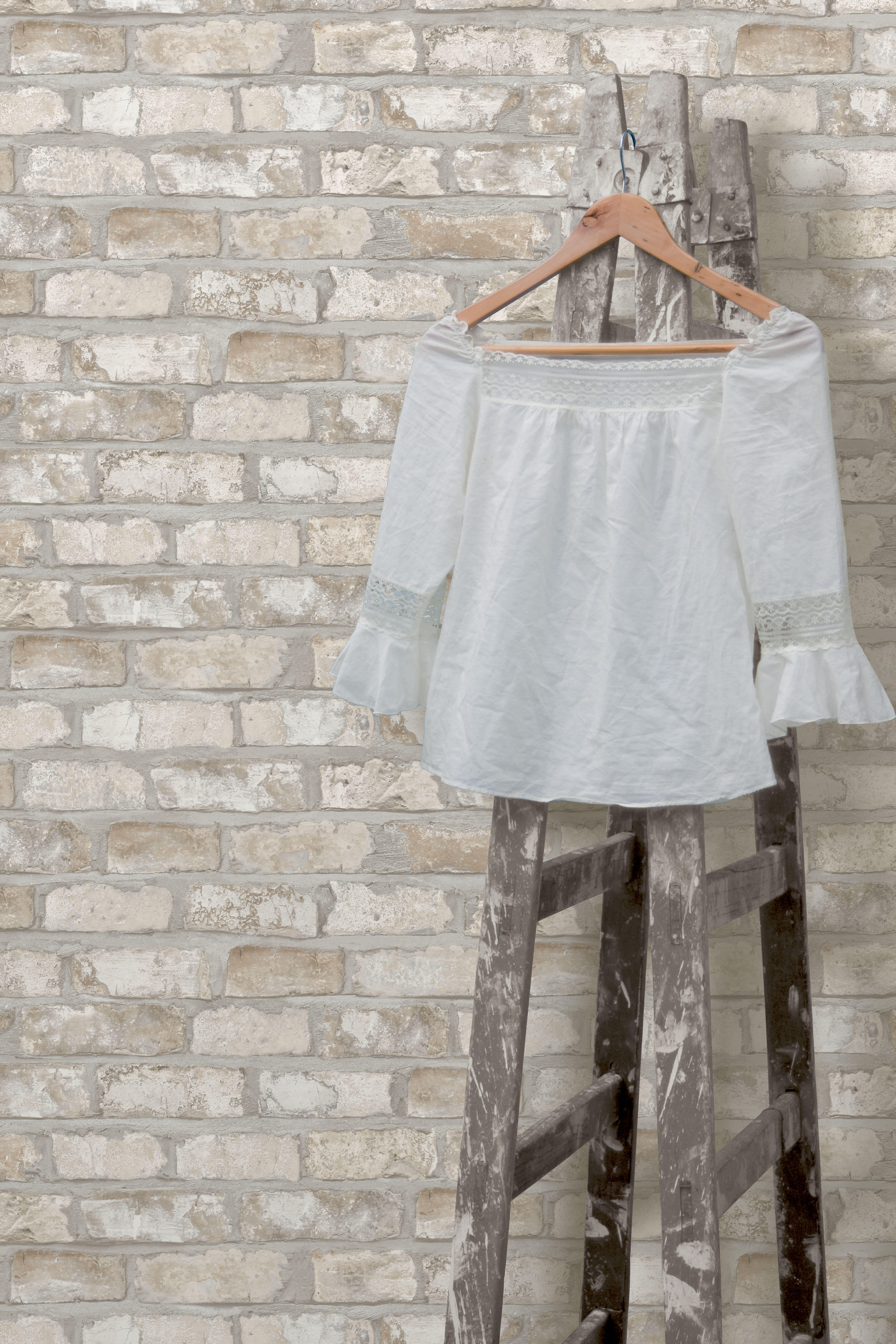 Papel pintado vinilo aplicación cola en pared imitación material stone wall rojo inspire 53cmx10.05m lavable