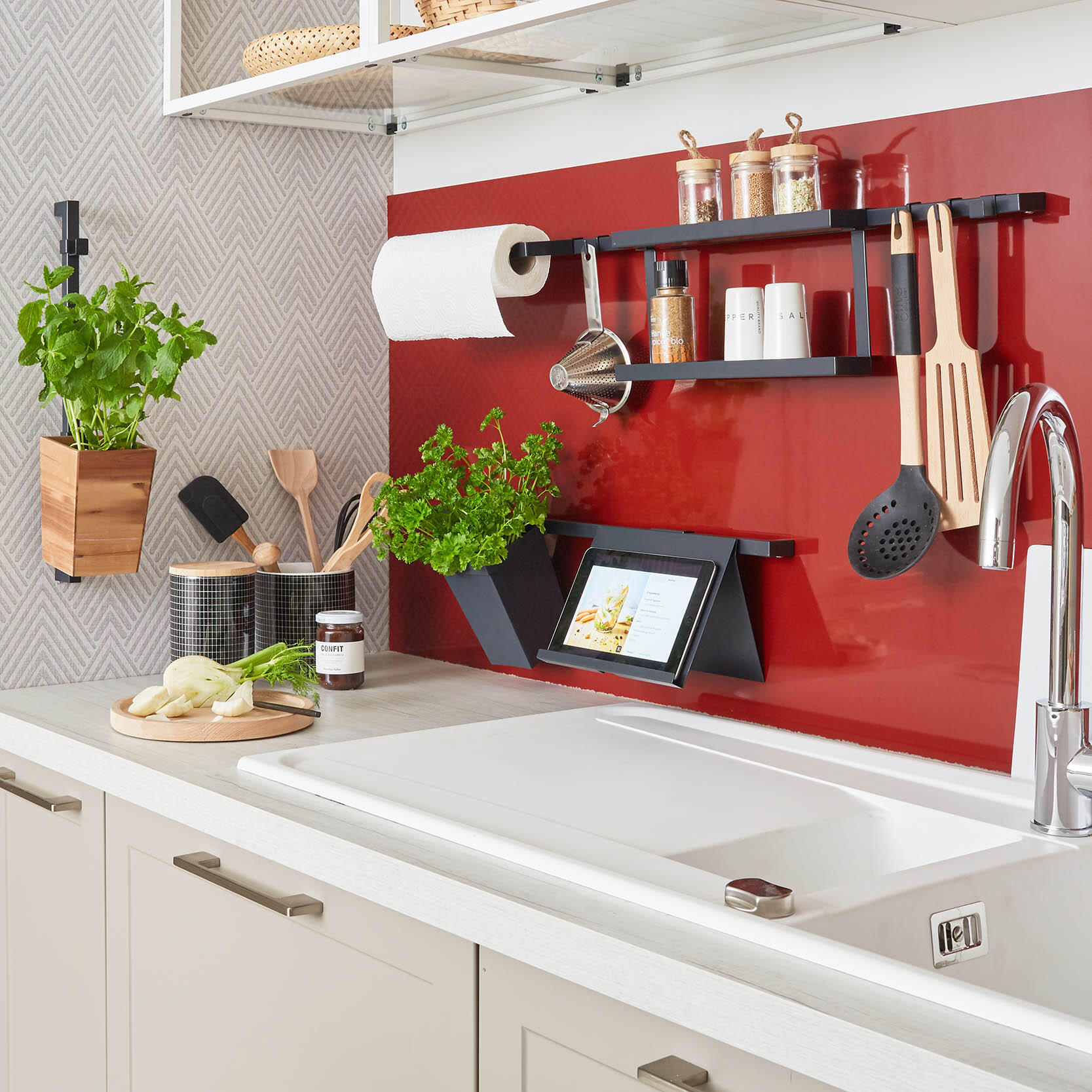 Staffa per barra a muro per accessori cucina gancio nero P 8.75 cm - 20