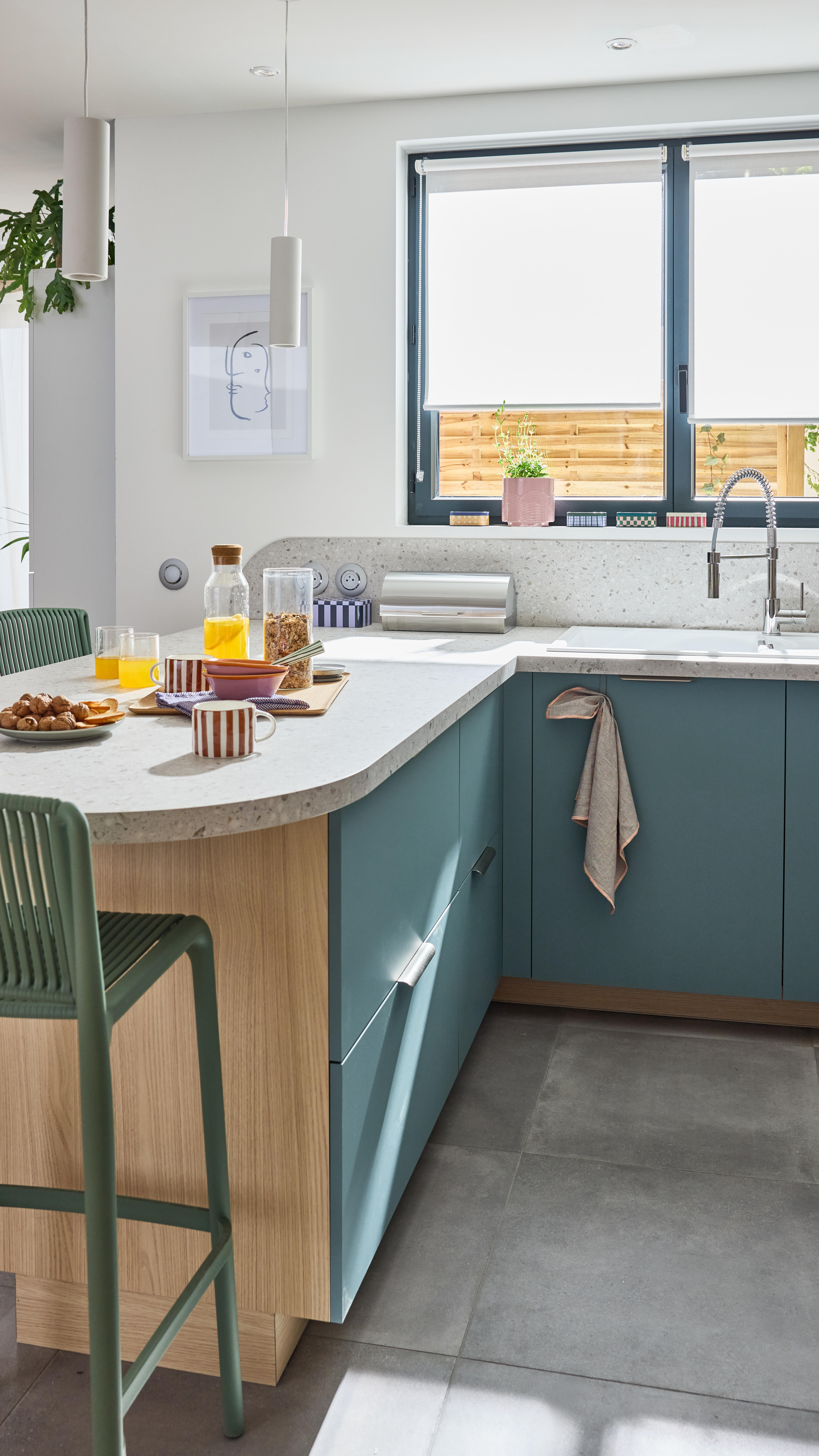 Torneira de bancada cano alto escovado em níquel cromada Delinia Tomas - 18