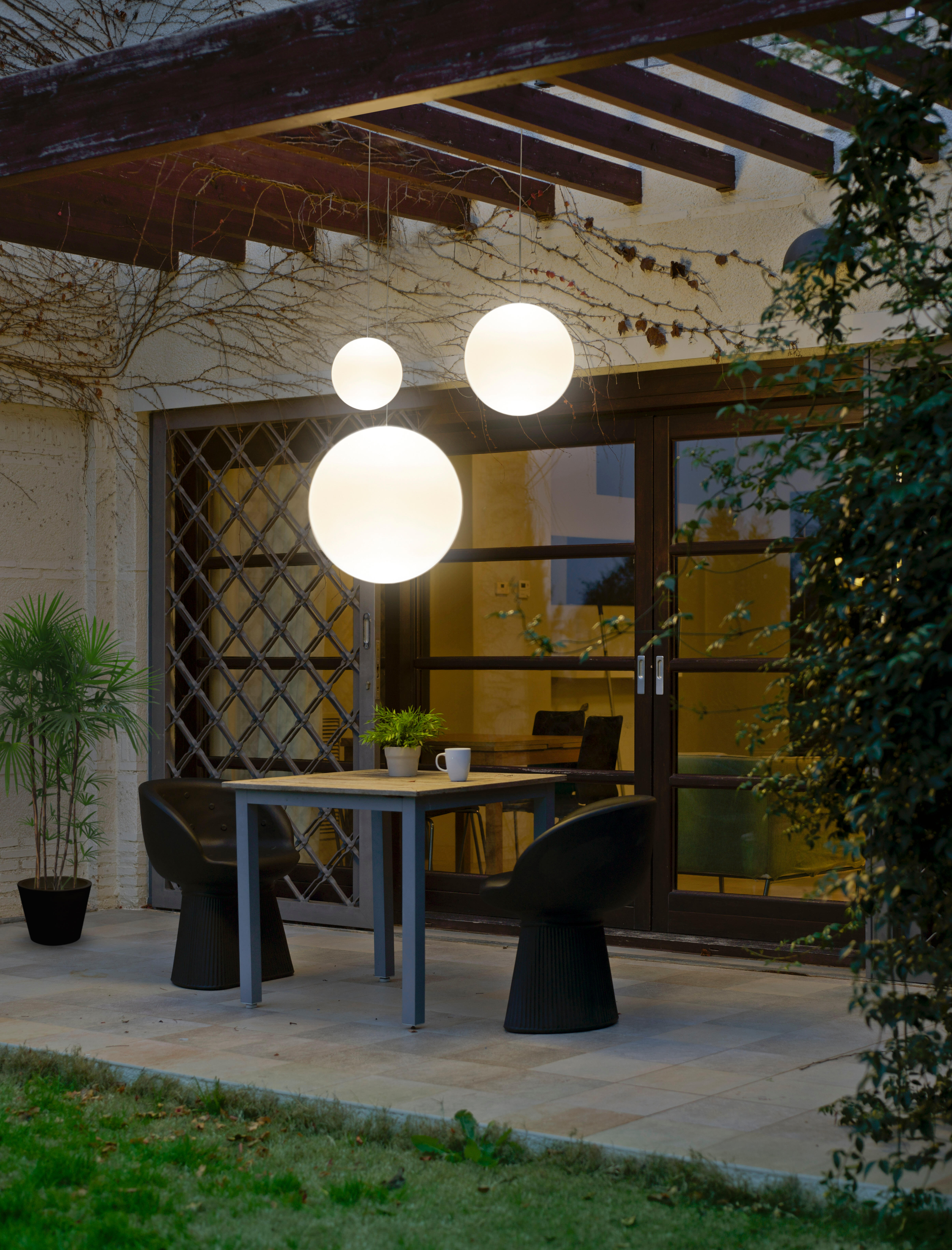 Lámpara de techo colgante de exterior blanco 1 luz led pianeta color luz ajustable 35 cm