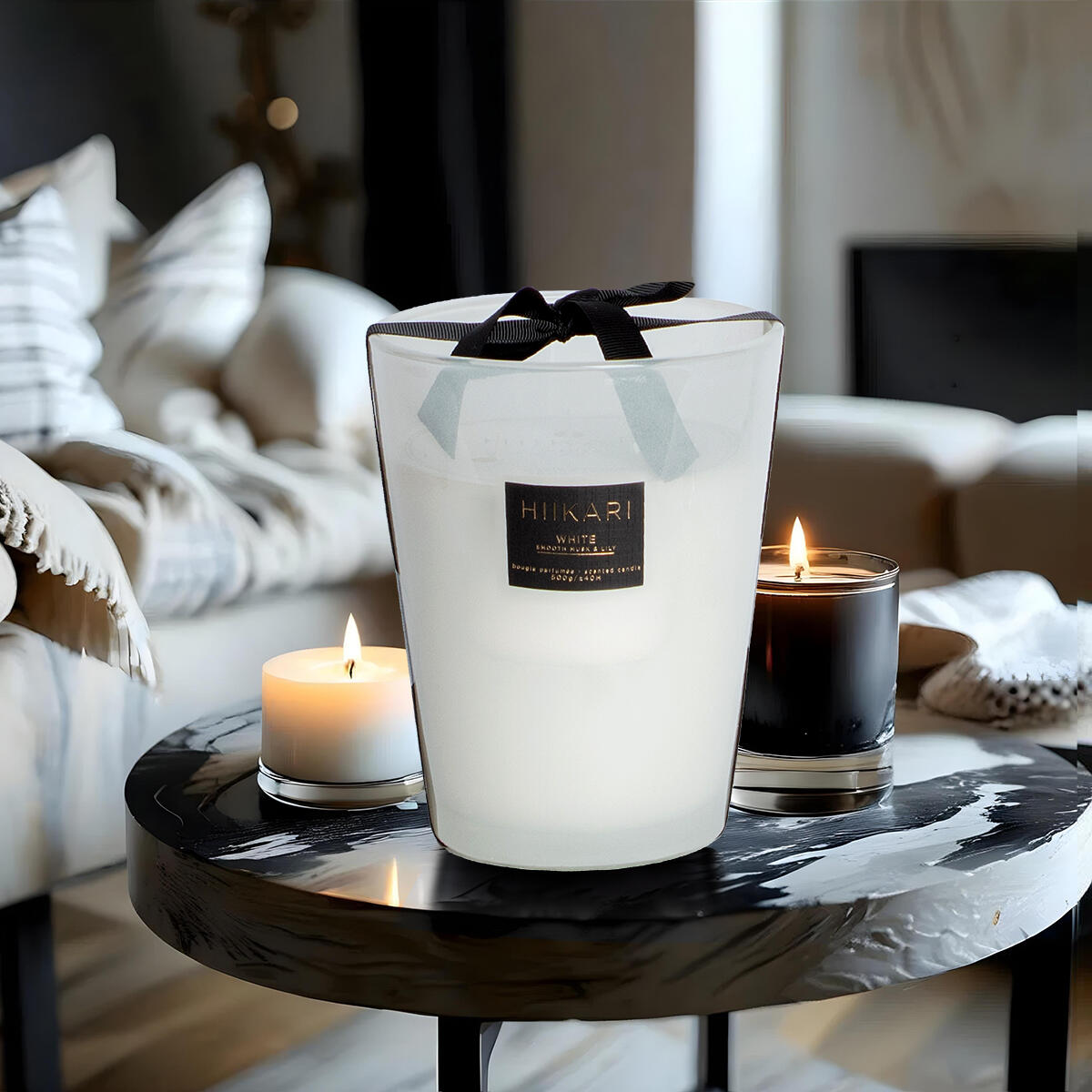 Vela perfumada Sign smooth musk lily XL 1150g 70h branca - 3