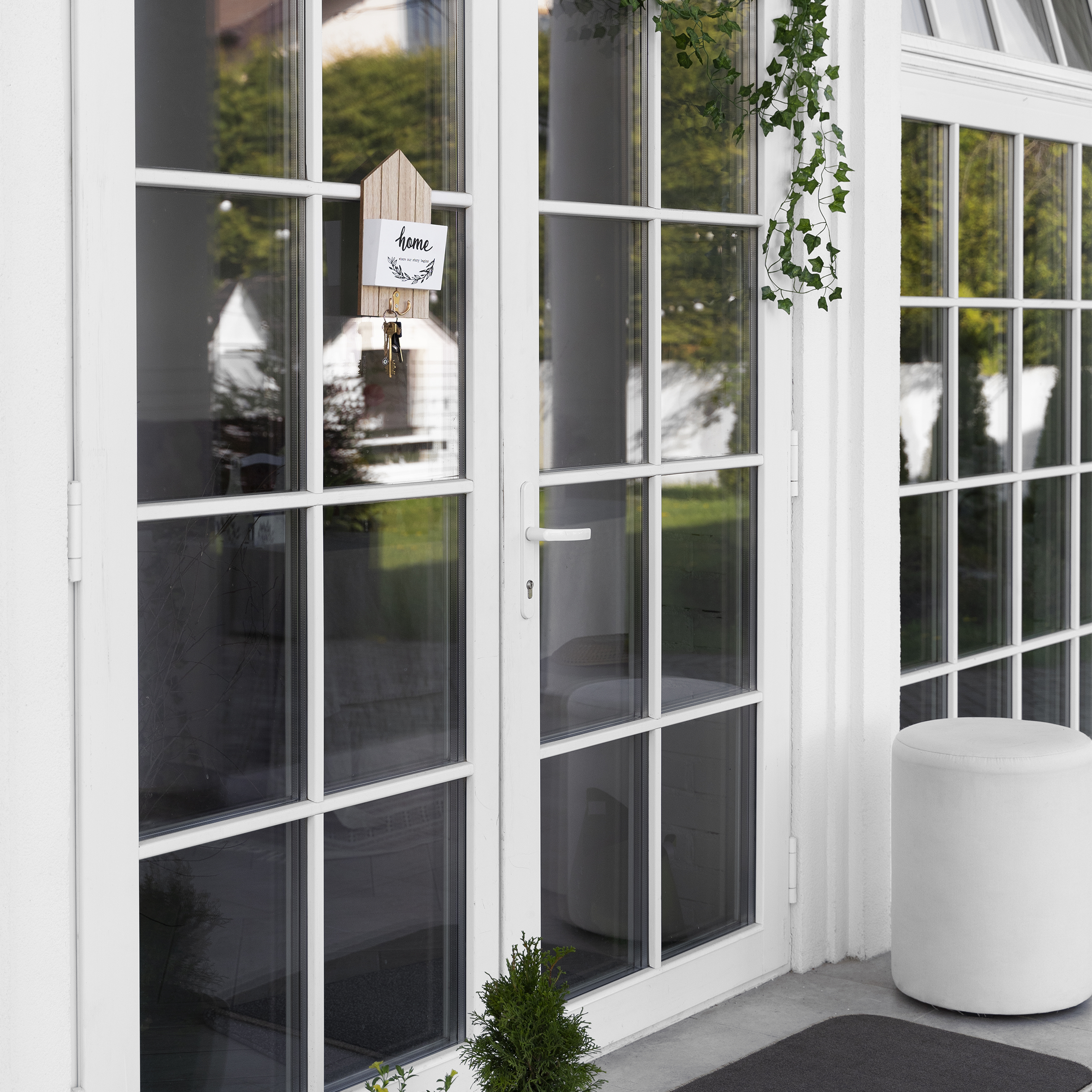 Poignée de porte-fenêtre blanche col court BALTIC  - 5