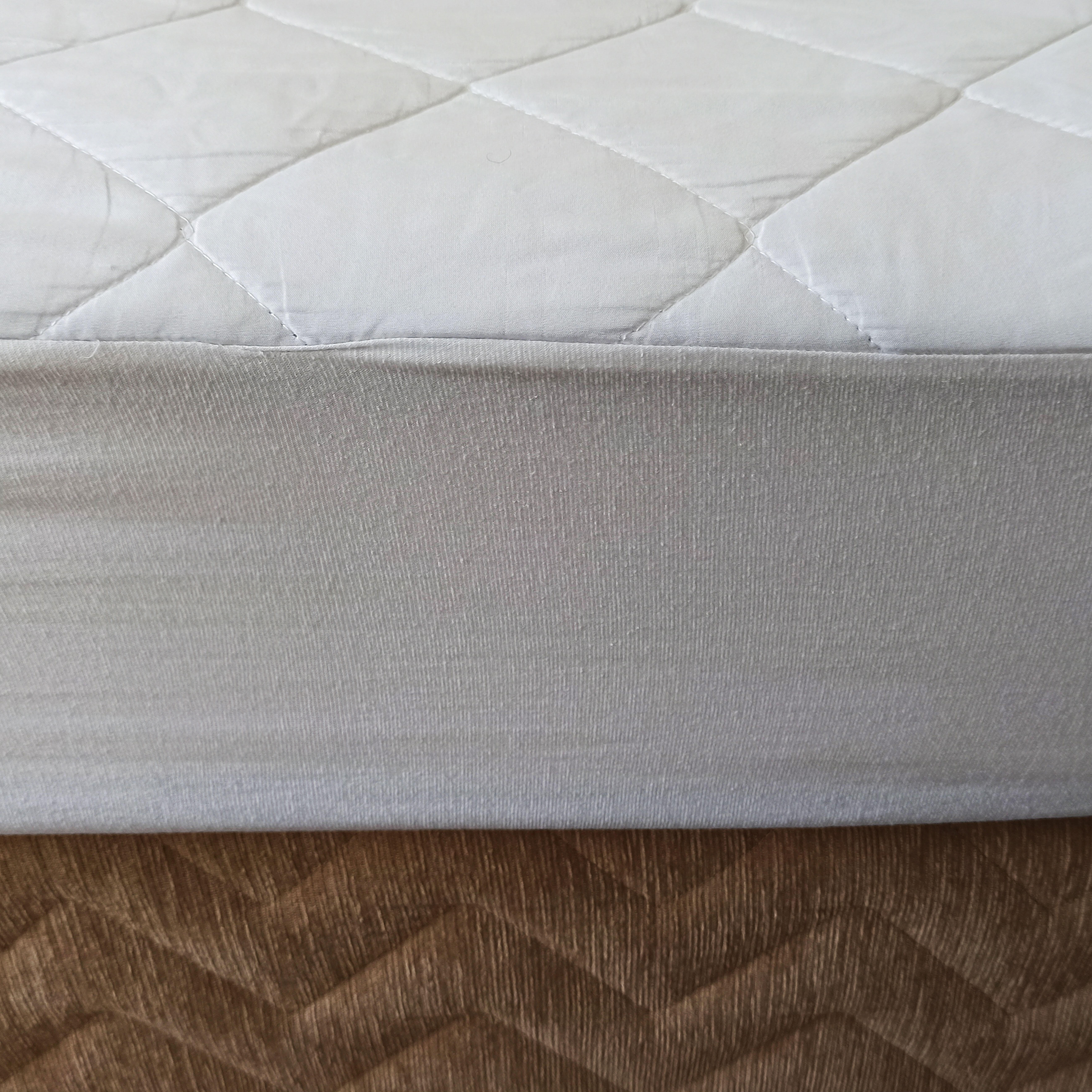 Protector de colchón impermeable  poliéster Acolchado para cama de 90 cm - 4