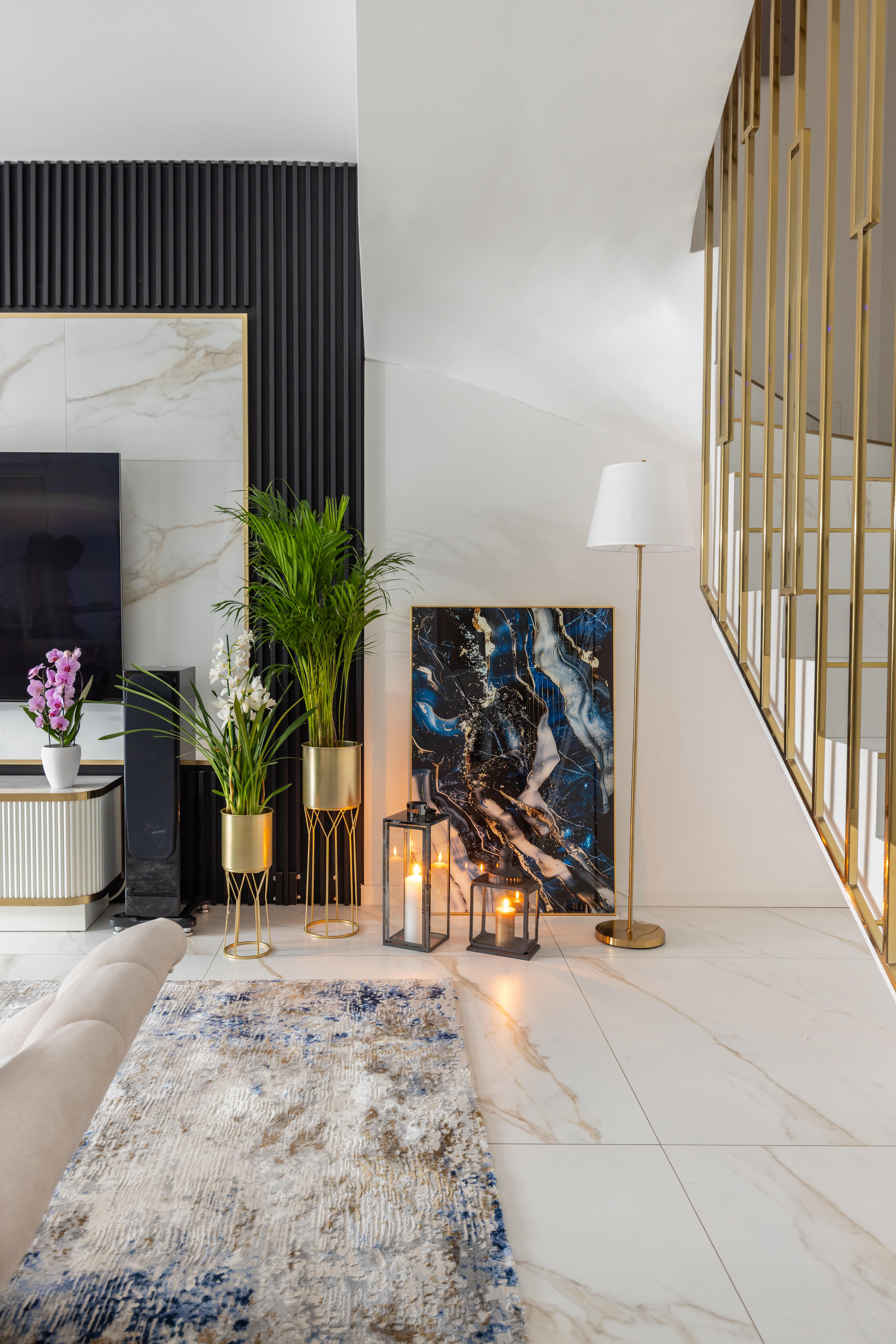 Świeca pieńkowa biała wys. 20 cm - 2