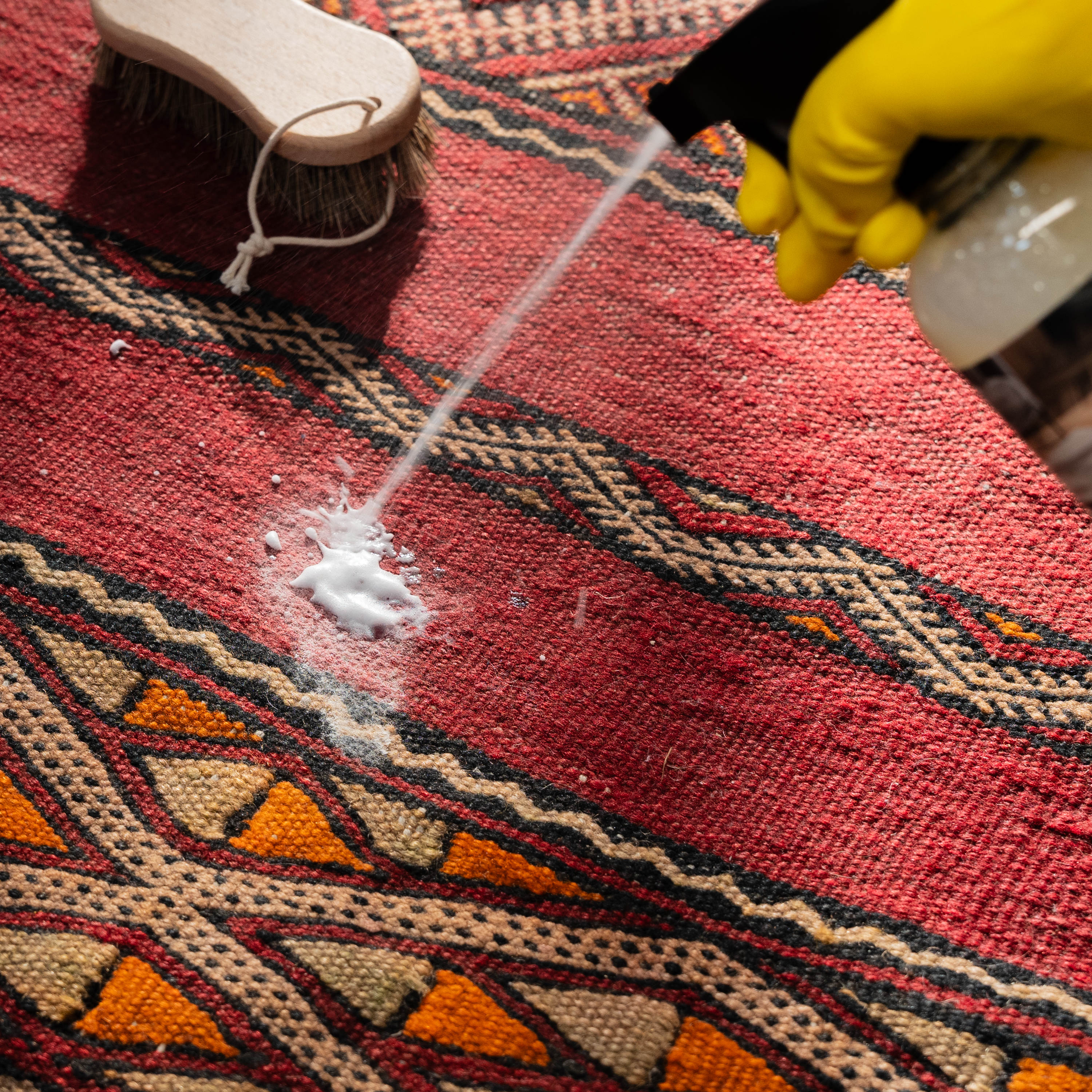 Limpa e tira nódoas de tecidos e tapetes 500 ml Impact - 3