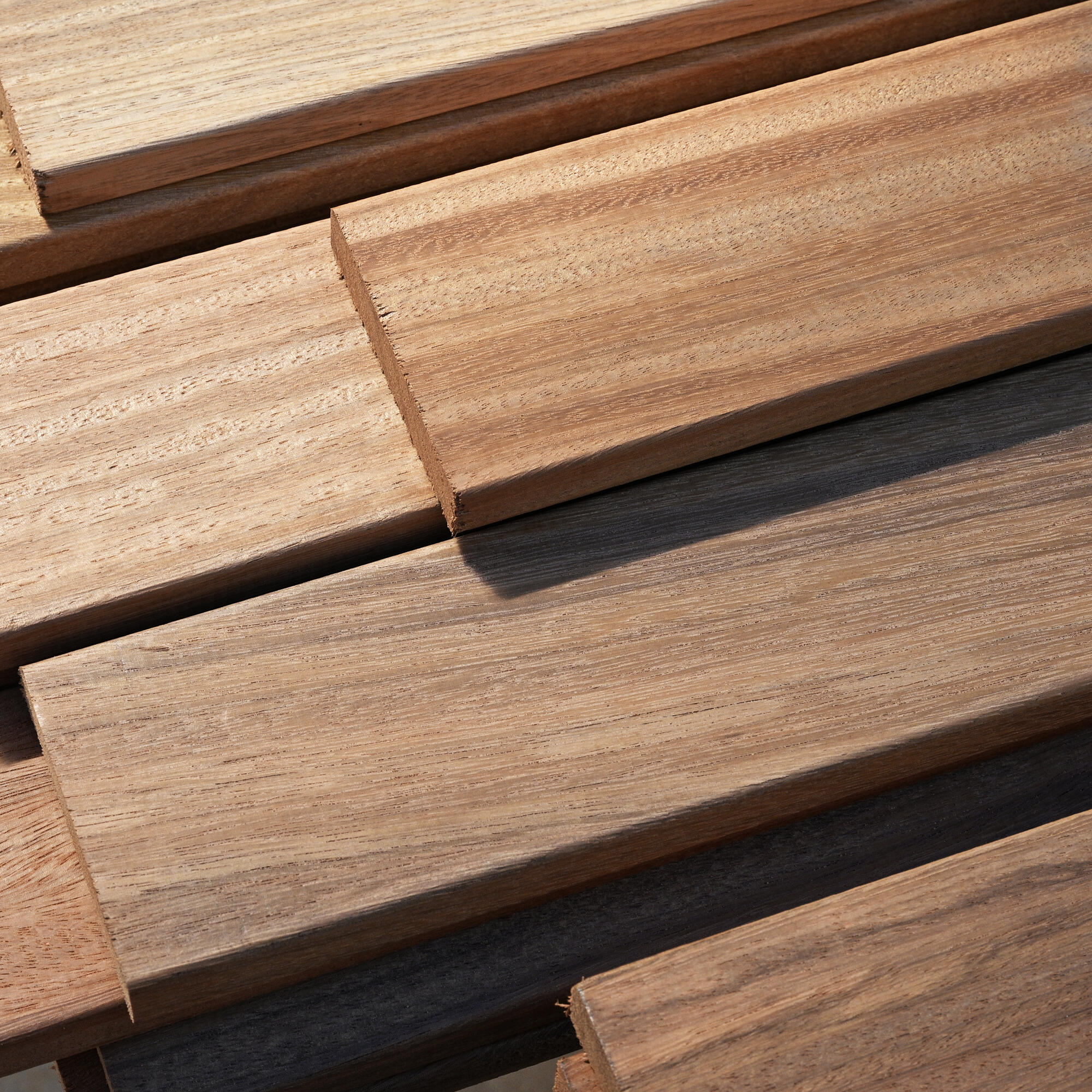 Pack 5 lamas madera tropical Tali 9 x 210 cm y 19 mm marrón MIBAWOOD clase de uso 4 - 16