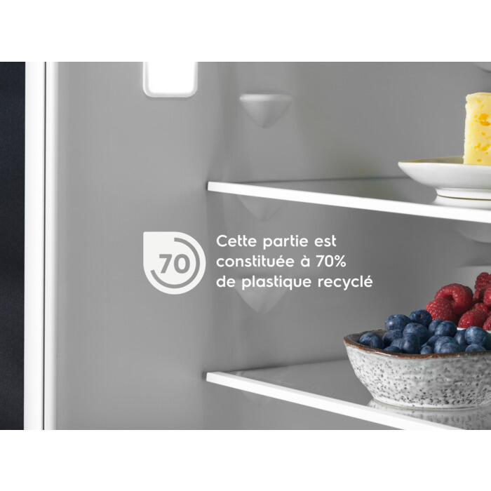 Réfrigérateur Electrolux composé de plastique recyclé - 2