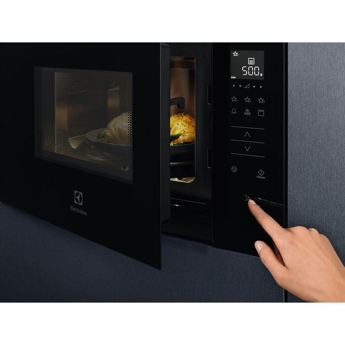 Micro-onde Electrolux avec ouverture sensitives