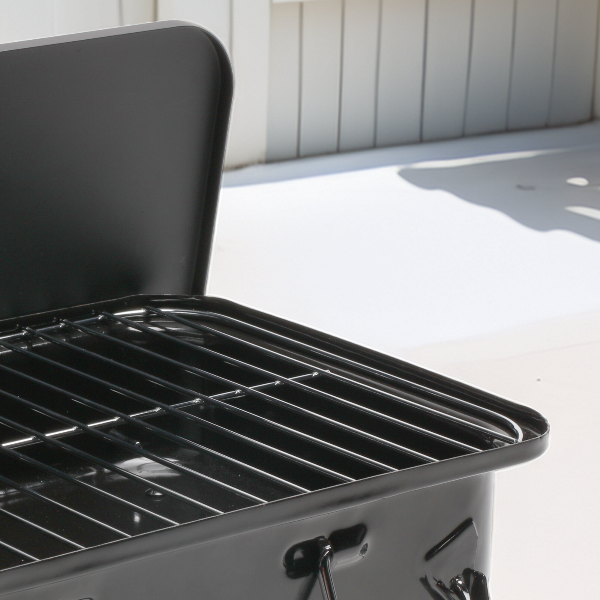 Grill węglowy z rusztem ze stali nierdzewnej - 2