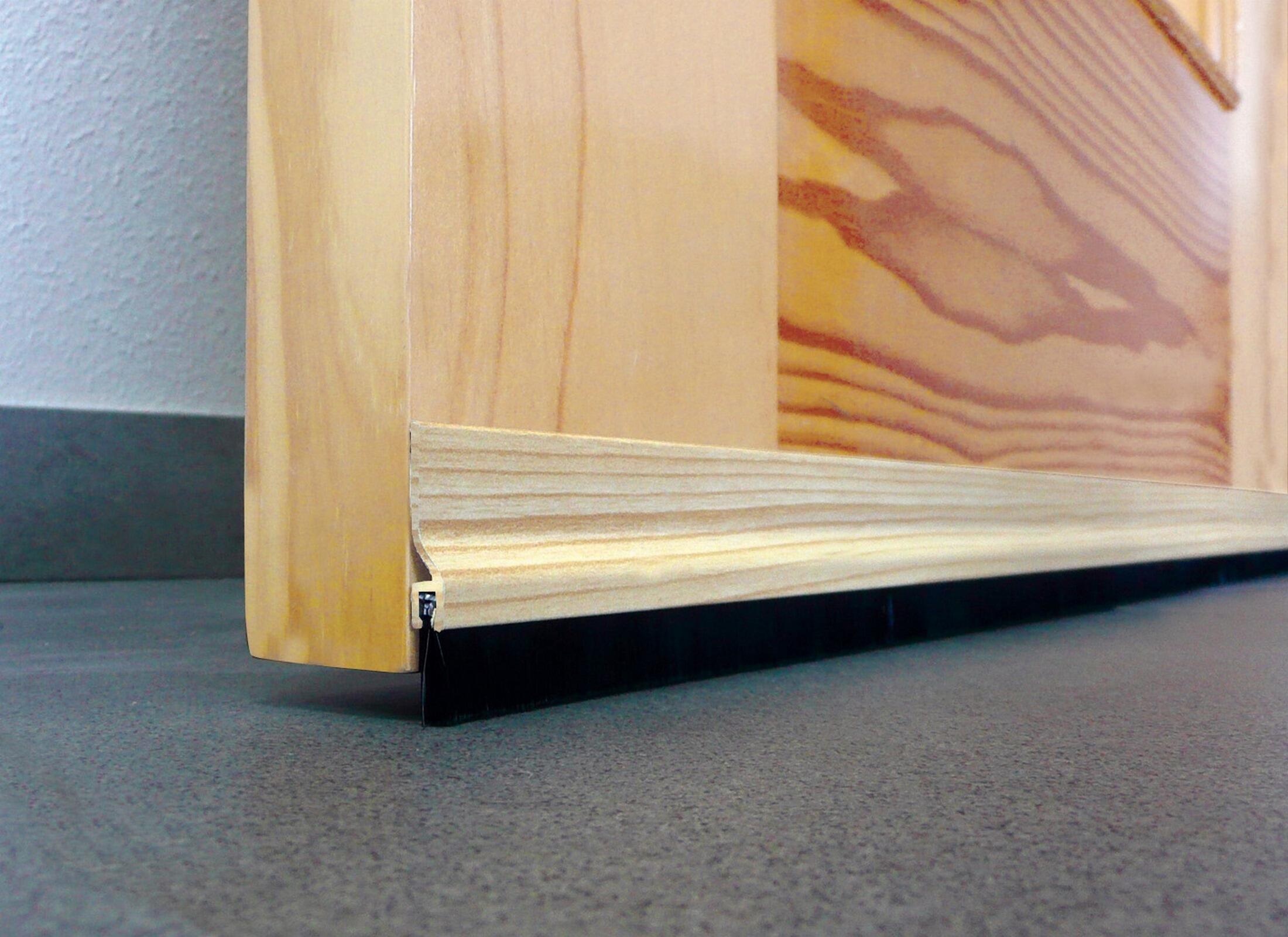 Burlete de puerta adhesivo interior BURCASA alu en color marrón, 10 mm de espesor x 4.5 cm de altura x 92 cm de longitud. Perfil junta plano. Recortable. Tipo de instalación encolado. - 3