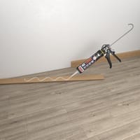 ms turbo Soudal Obramat pegado rodapies - 3