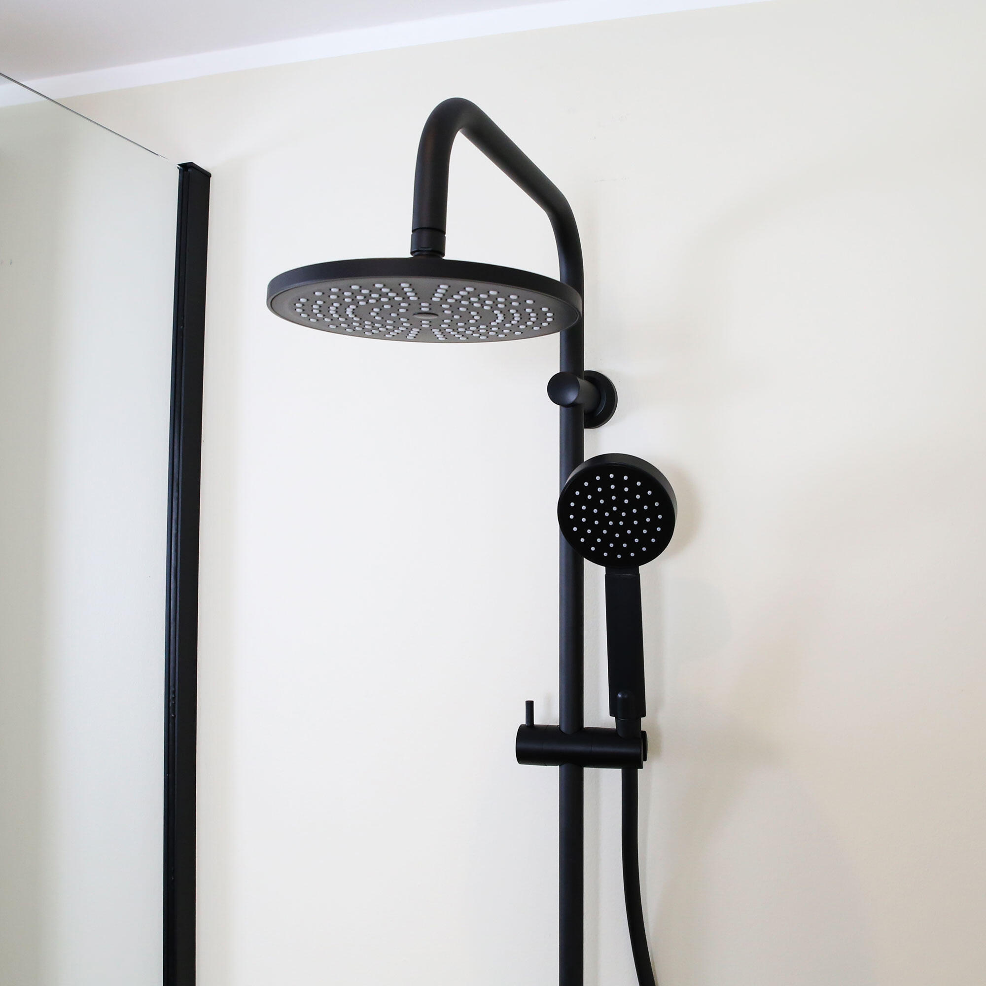 Columna de ducha monomando ESSEBAGNO Target negro - 4
