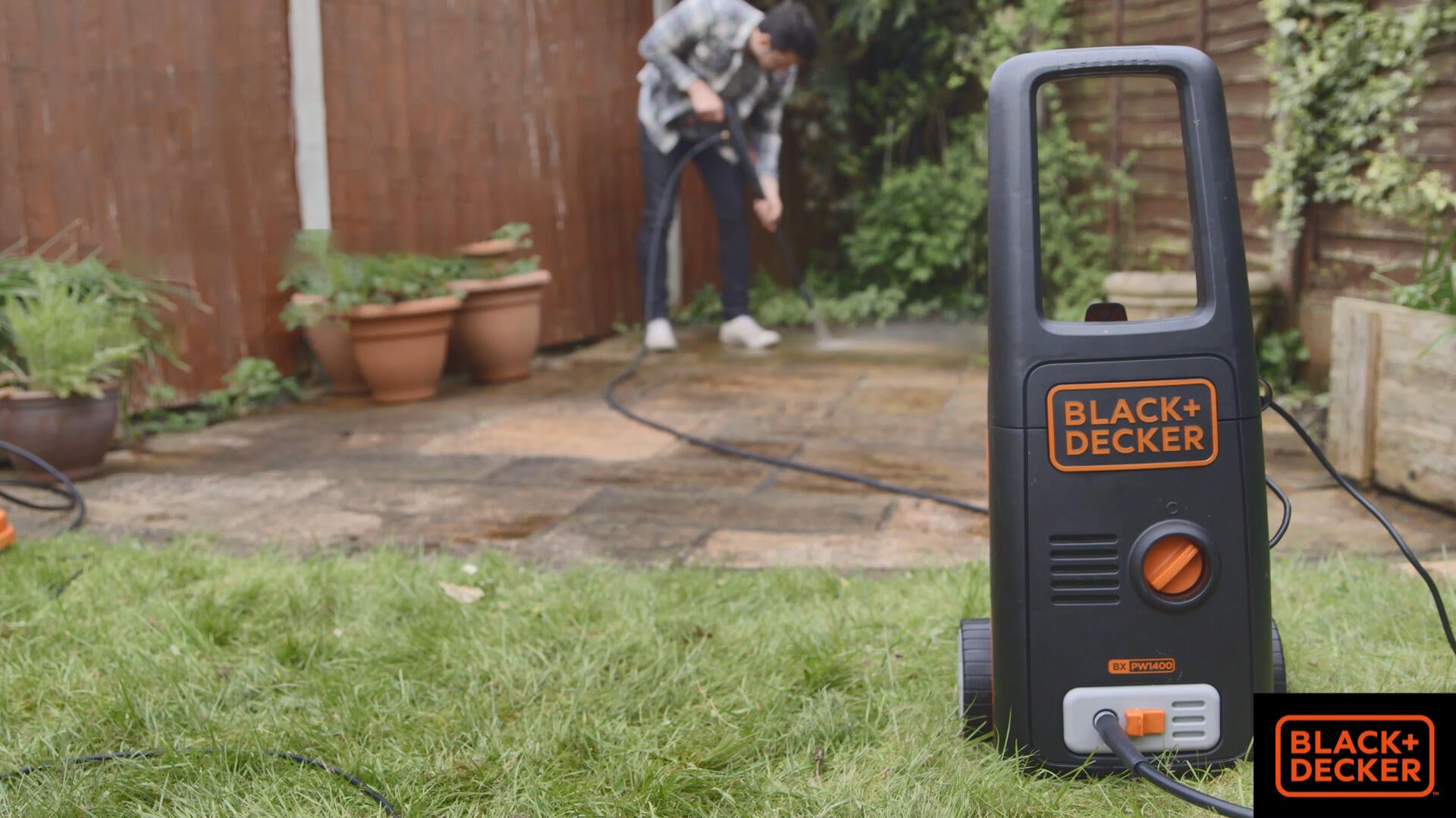 Hidrolimpiadora eléctrica black + decker 1300w 110 bares de presión