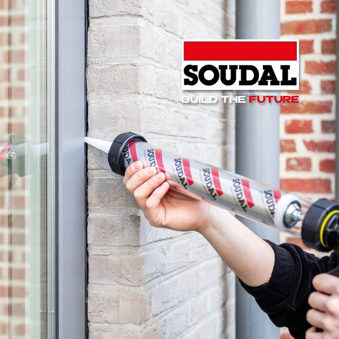 sellado con 215lm Soudal Obramat