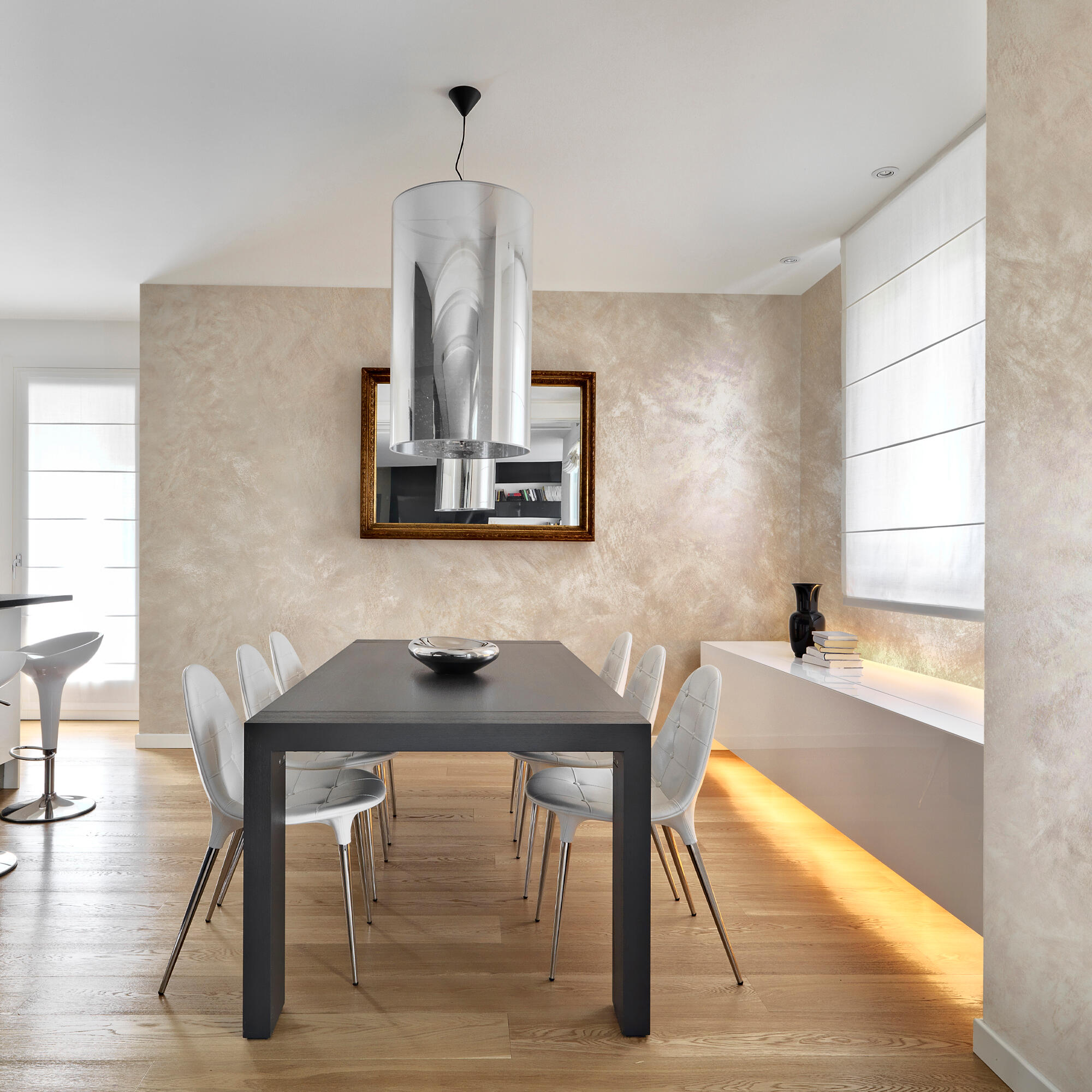 Pintura decorativa con efectos arena metalizada Perla OSAKA color crema 2.5 litros - 6