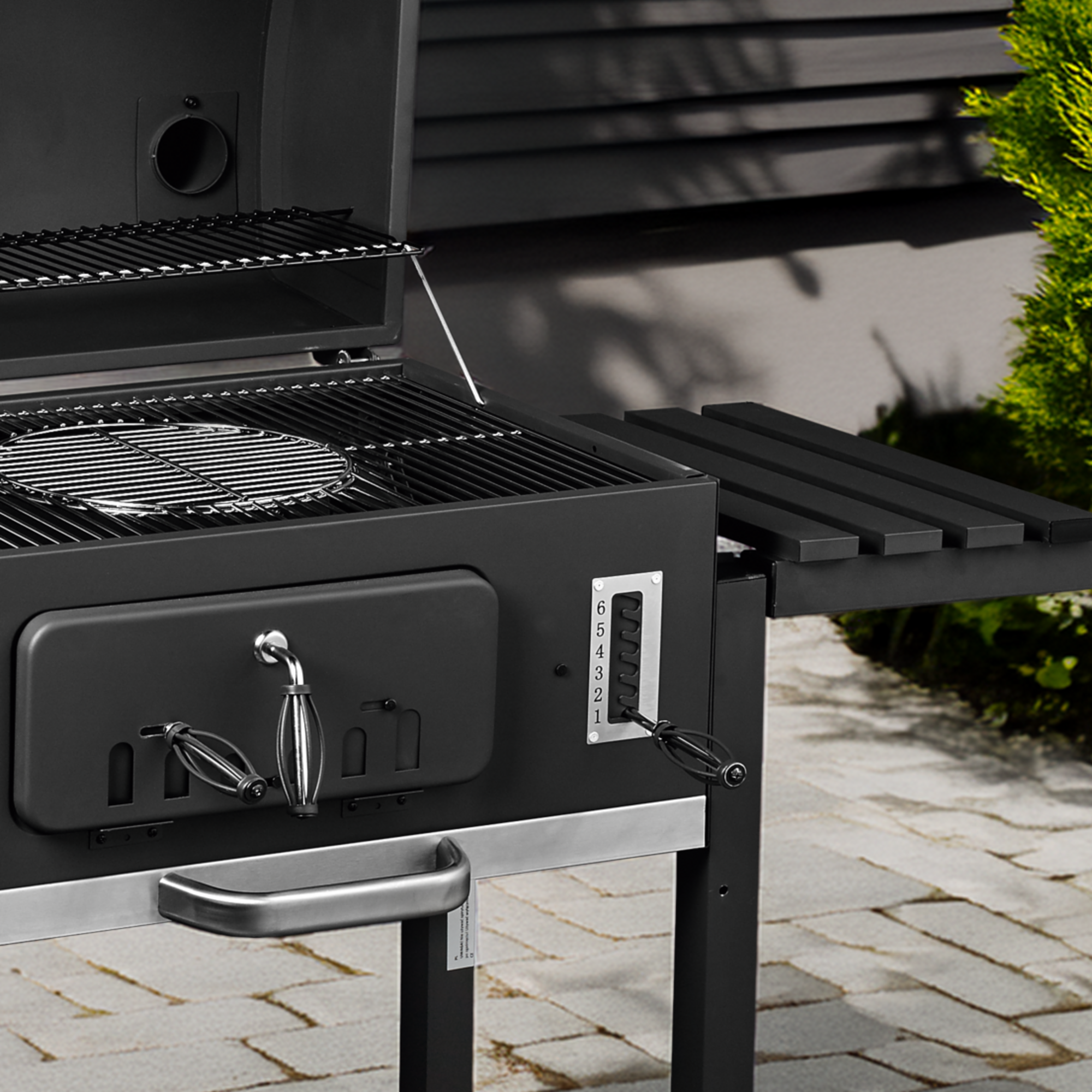 Grill węglowy 71x46 cm Angular z żeliwnym rusztem Activa - 2