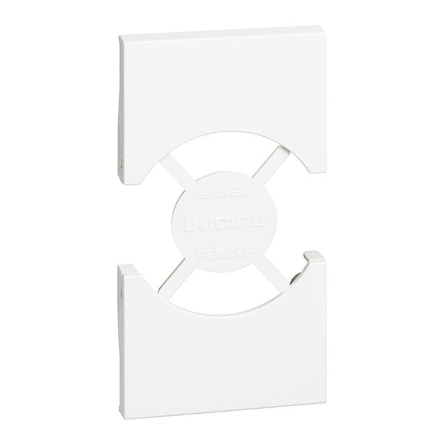Cover per presa universale 2M BTICINO Living Now bianco
