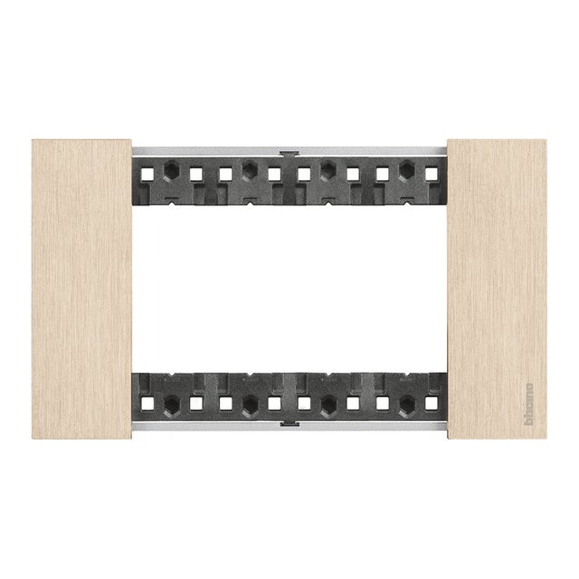 Placca 4 moduli serie Living Now BTICINO in Zama oro