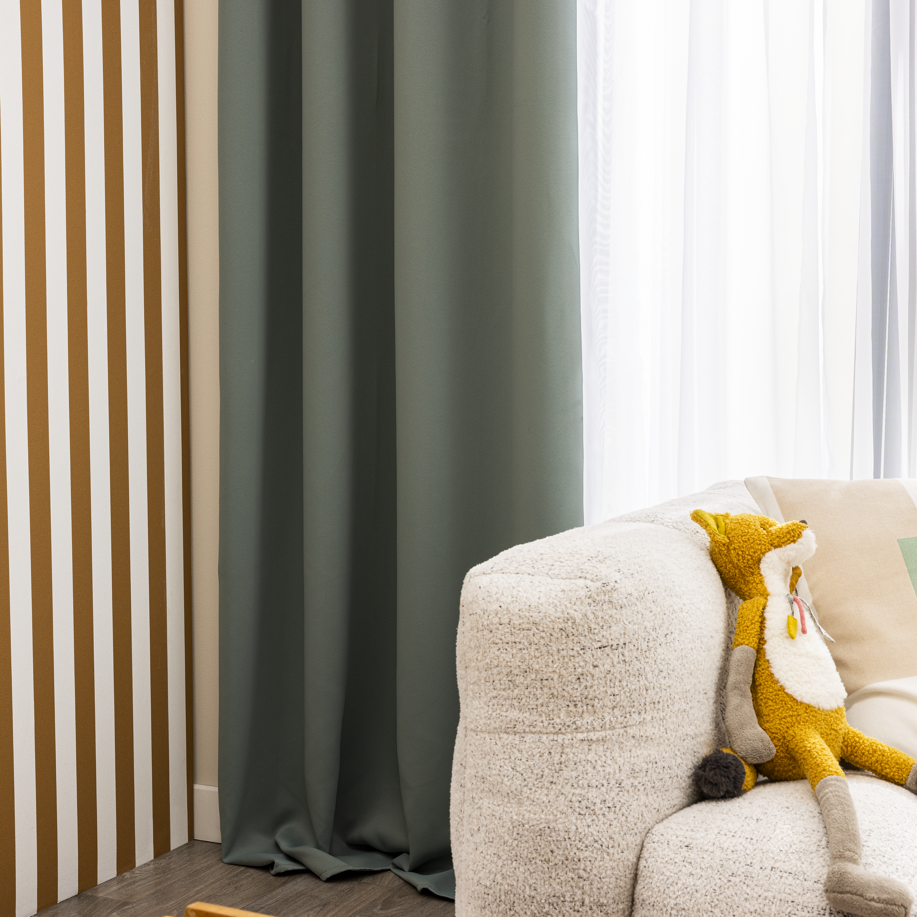 Cortinado ilhós Arel 140x280cm mastic Inspire - 13