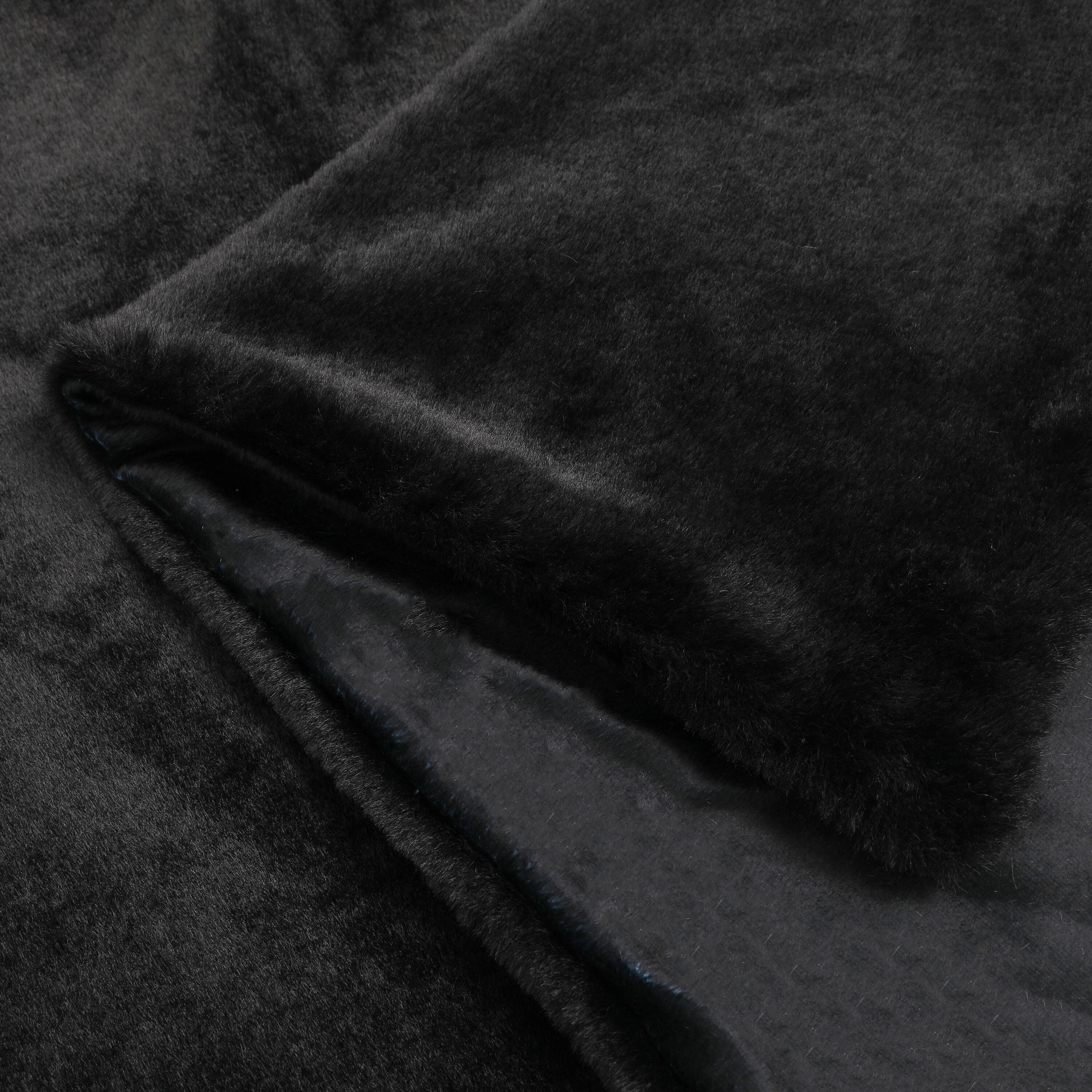 Plaid New enalie , noir l.130 x L.170 cm INSPIRE - 5