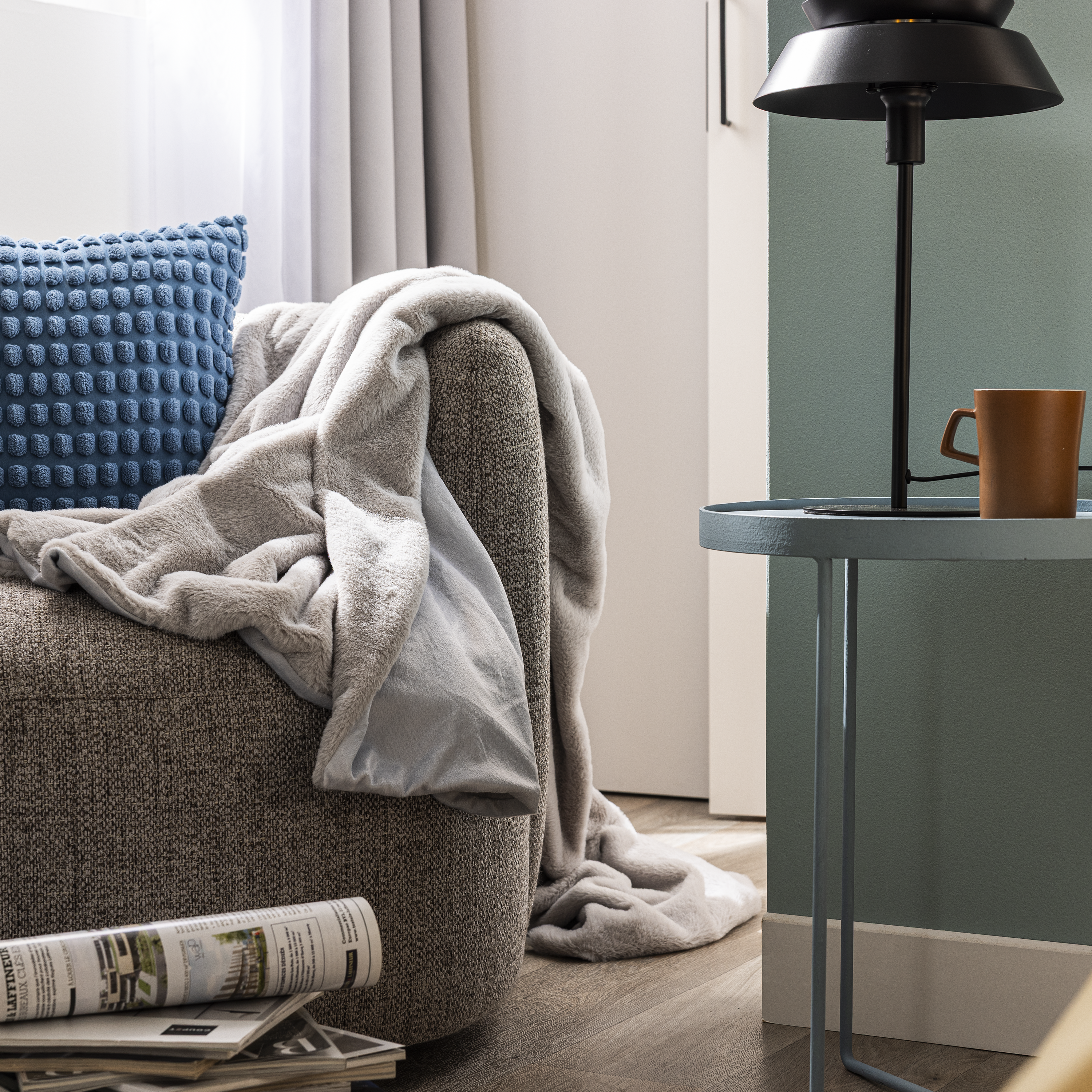 Manta imitación piel New Enalie rectangular INSPIRE poliéster liso gris 200x220 cm - 6