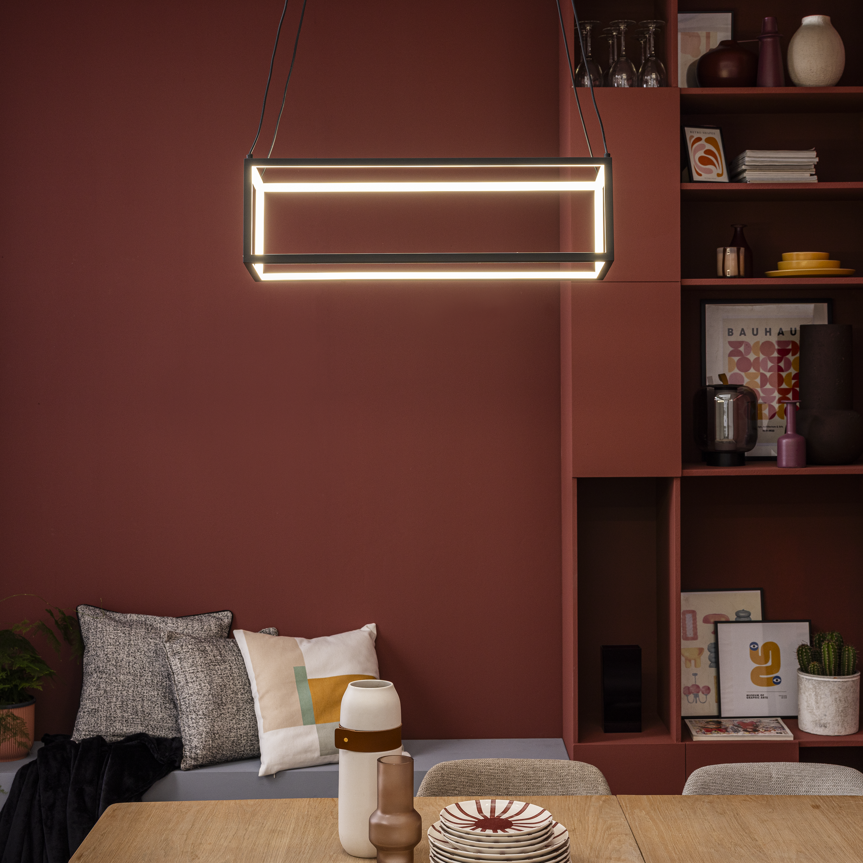 Lampa wisząca Aemilia czarny LED Inspire