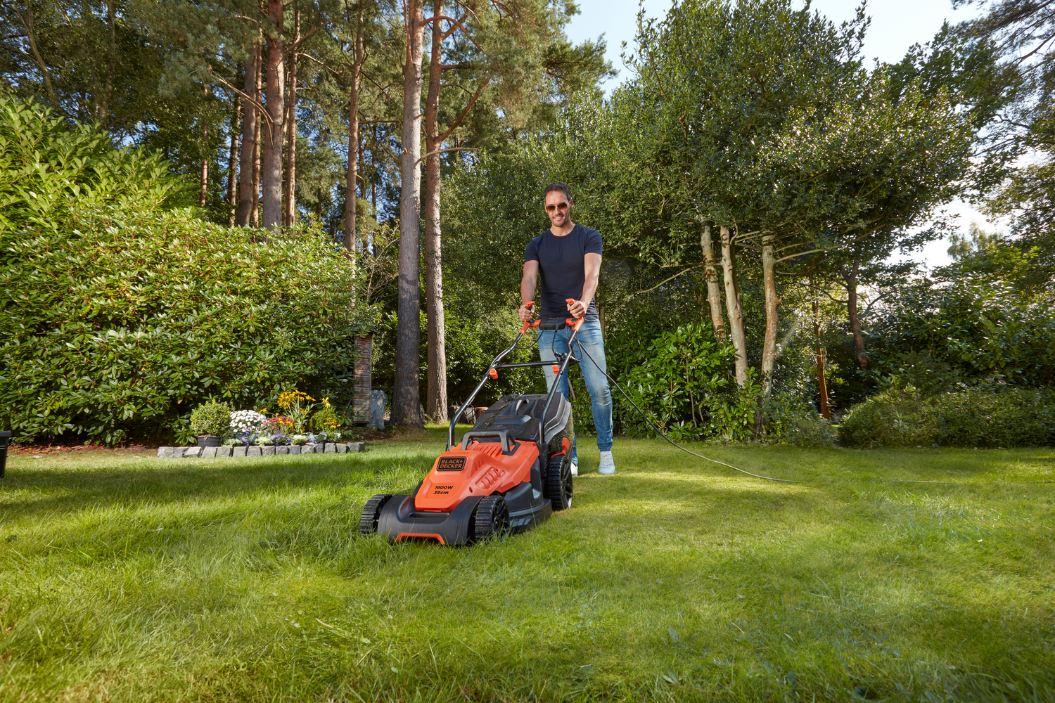 Corta-relva elétrico BLACK + DECKER BEMW471BH-QS - 5
