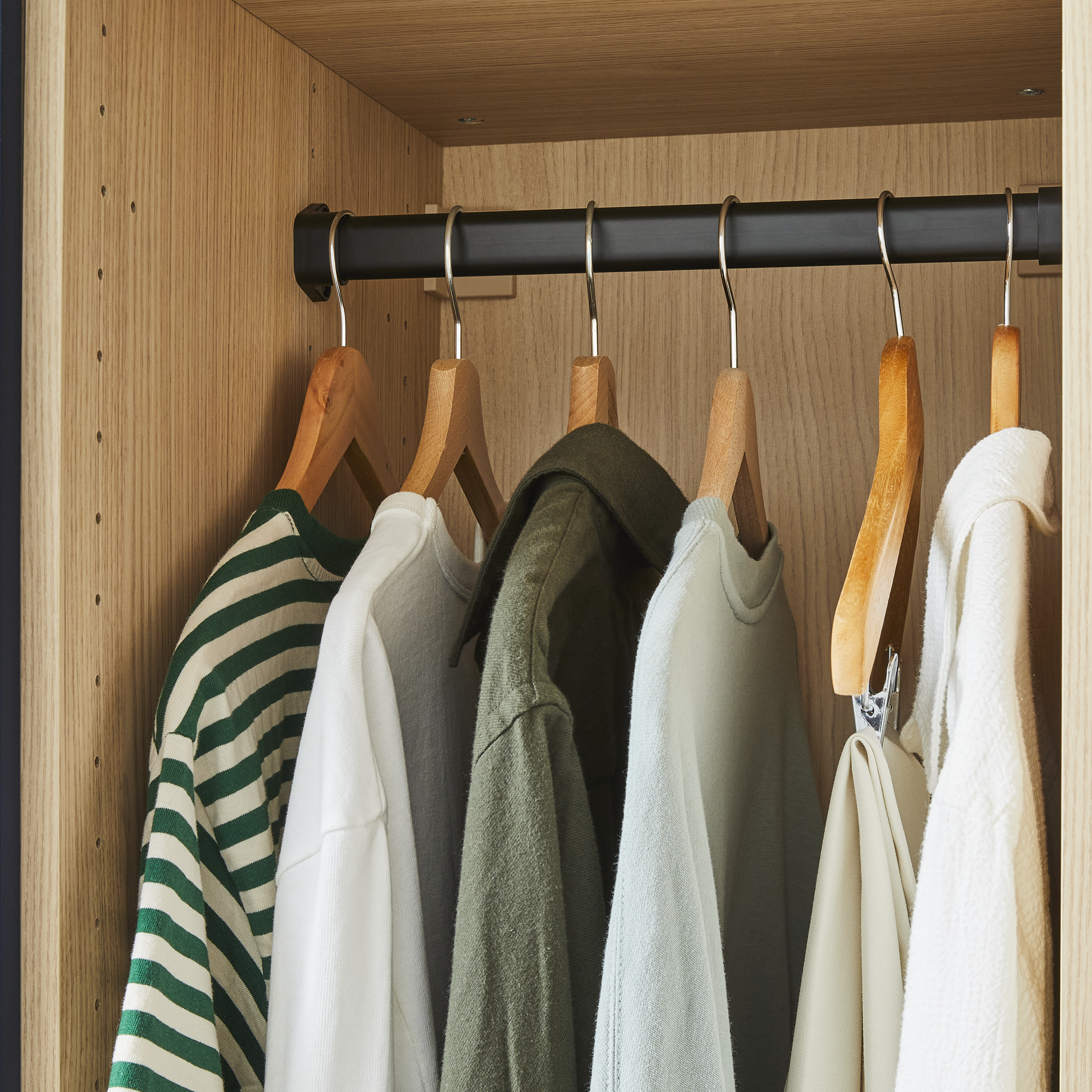 Kit varão e suportes oval 36,8cm preto Spaceo Evo'M - 4