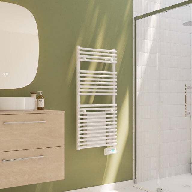 Radiador toallero eléctrico EQUATION EOLTO 1500W blanco con ventilador