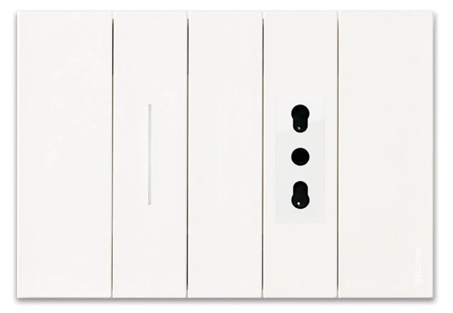 Punto luce BTICINO presa bipasso+interruttore+3 copritasto 3 moduli serie 3M Living Now bianco