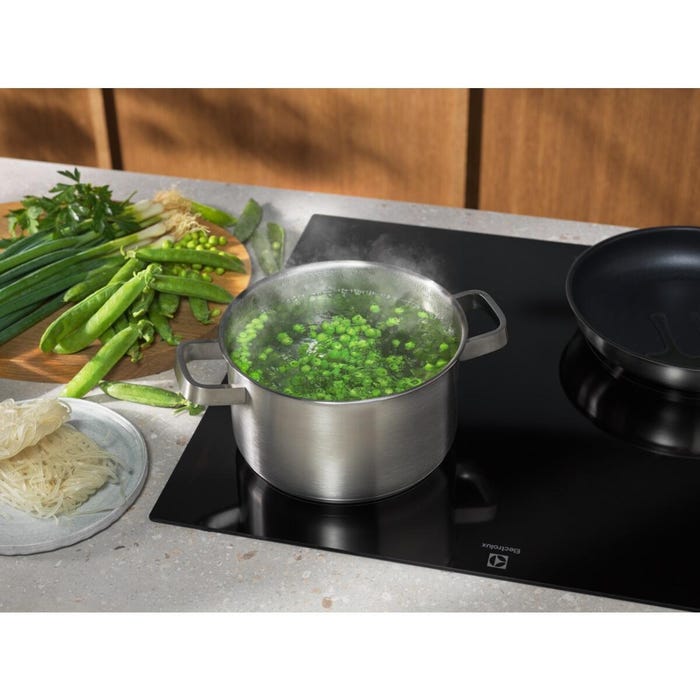 Plaque de cuisson Electrolux avec booster