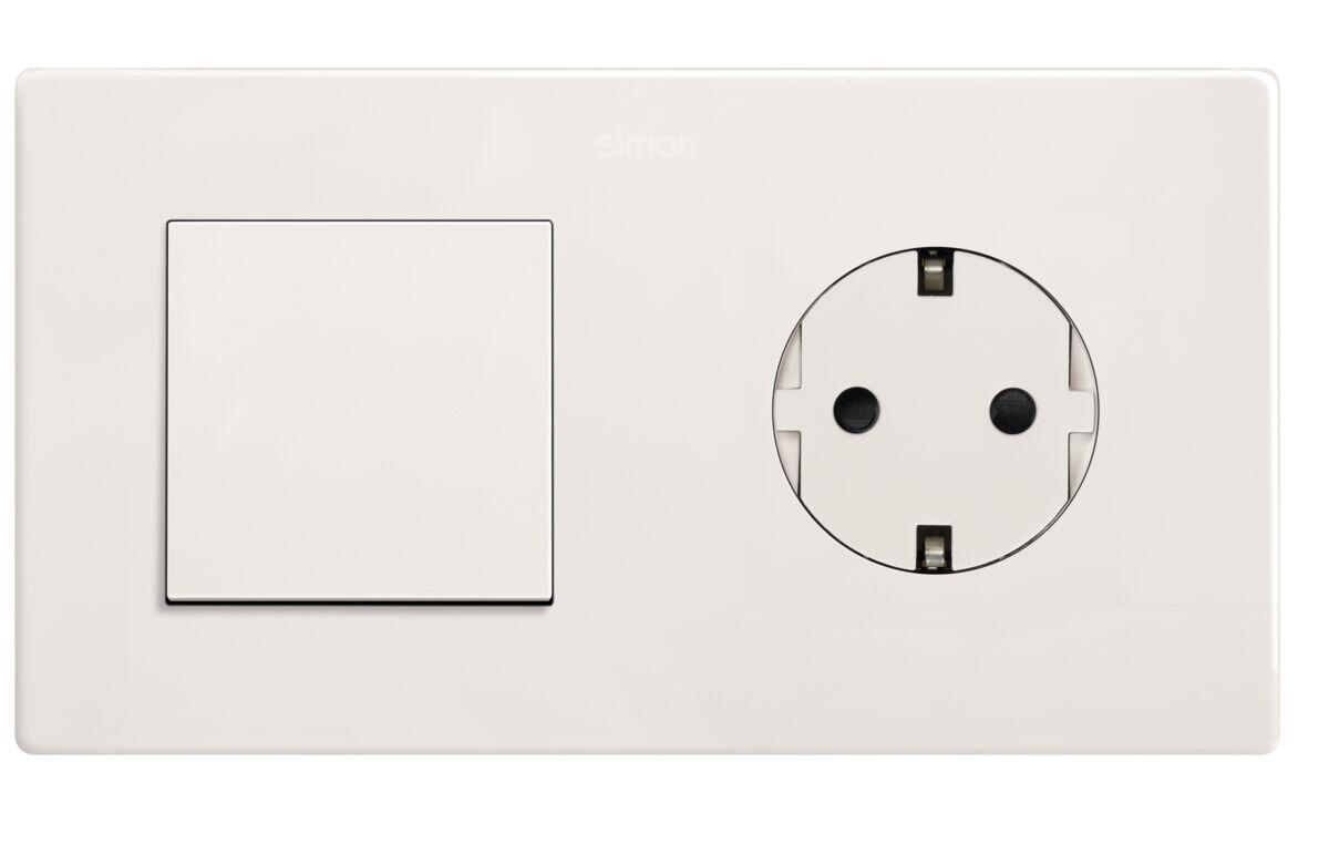 Kit interruptor 2 módulo + enchufe clean simon 270 blanco