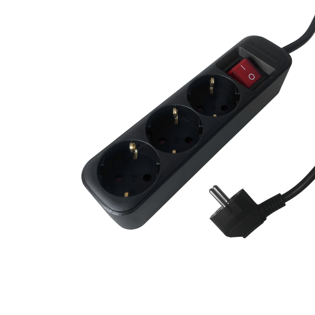 Bloco de tomada LEXMAN c/interruptor 3 tomadas 3G1.5 3metros preto