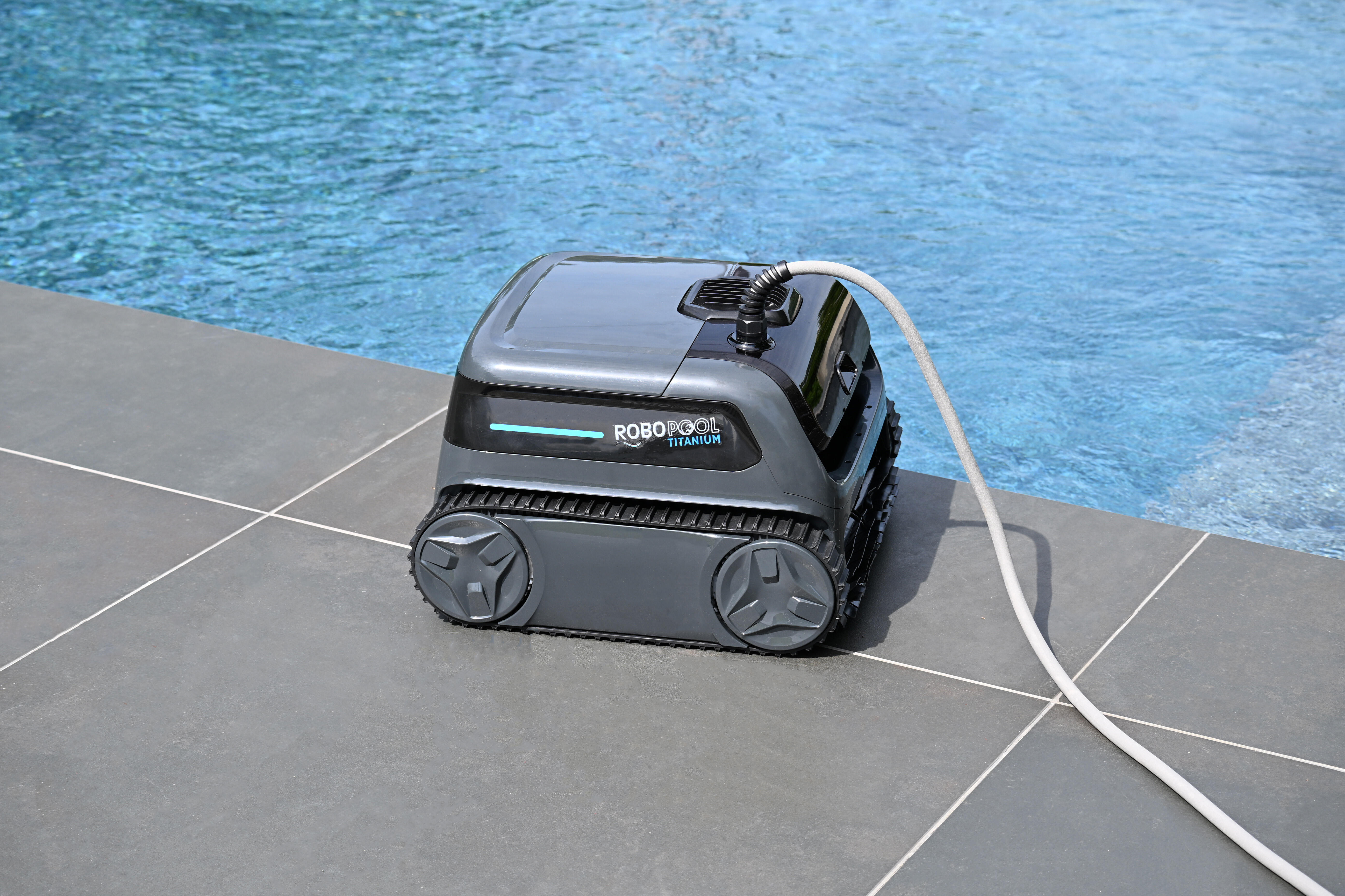 Robot de piscine BESTWAY TITANIUM - 16