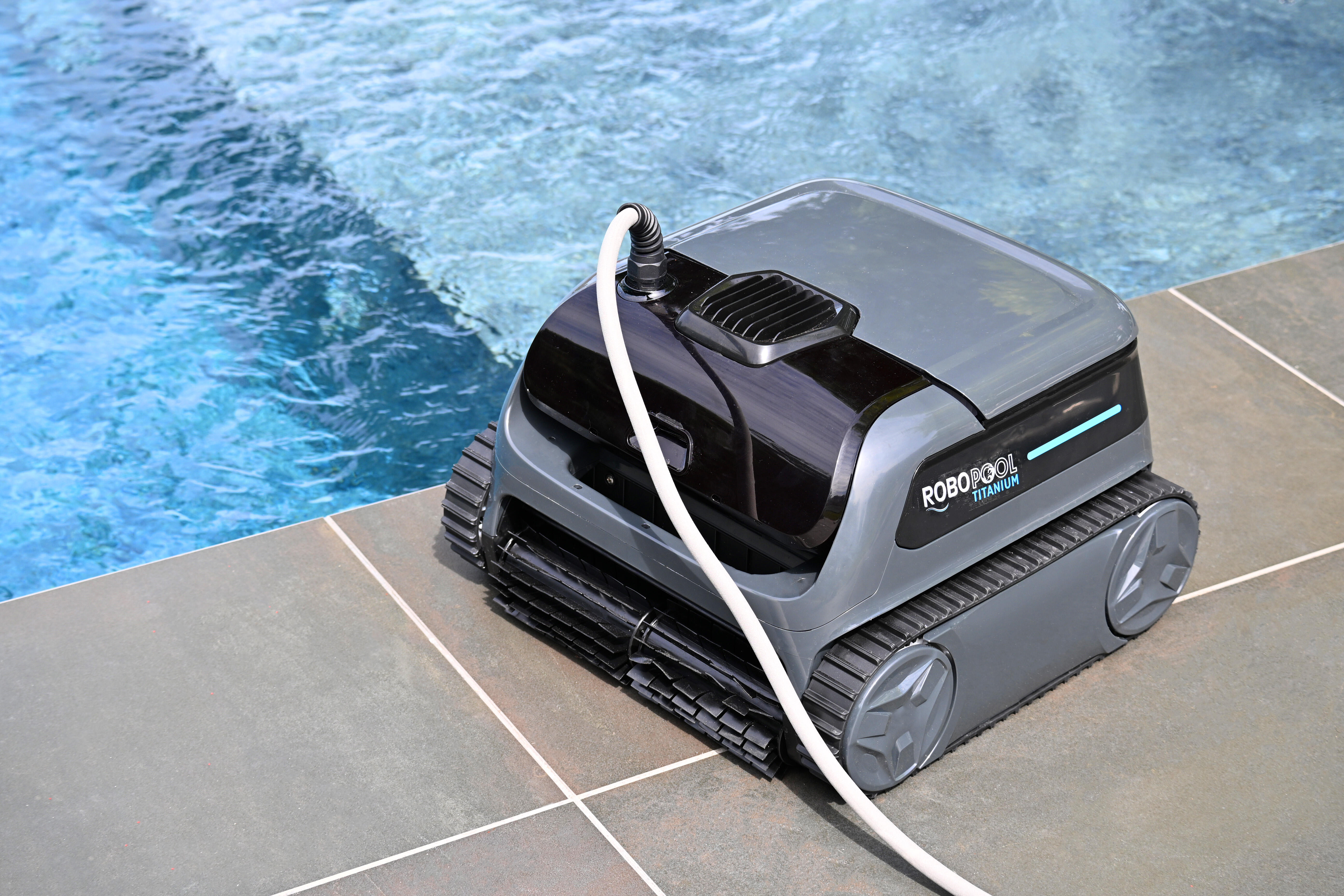 Robot de piscine BESTWAY TITANIUM - 20