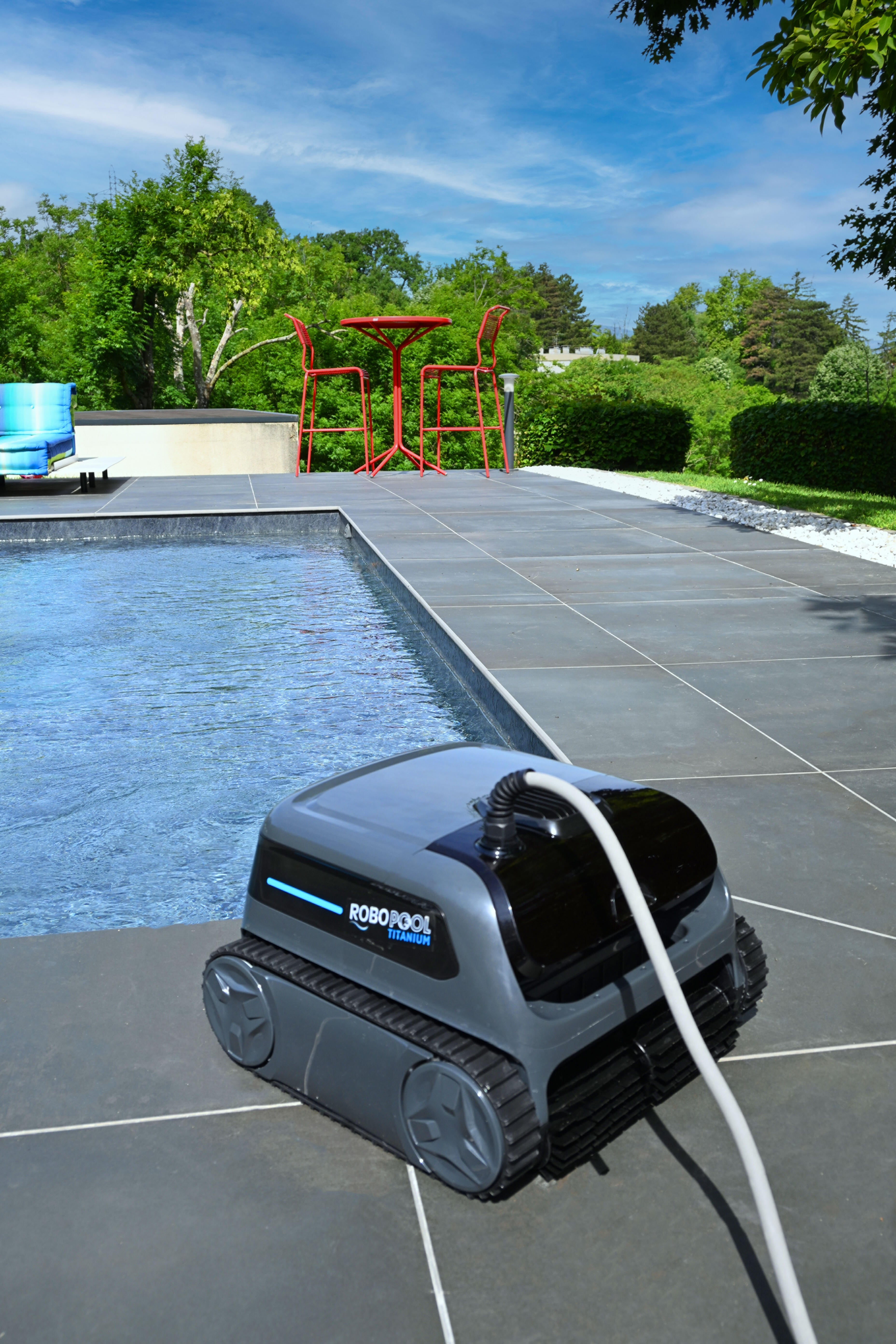 Robot de piscine BESTWAY TITANIUM - 5