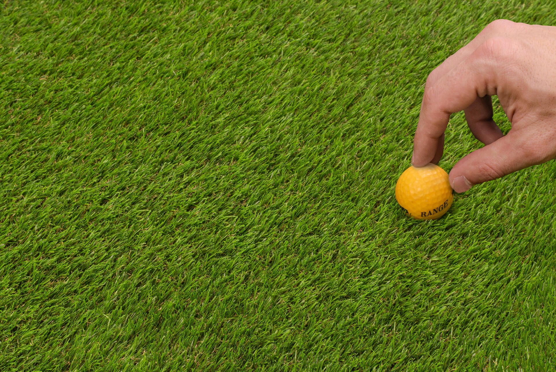 Rolo de relva artificial XAMANEK SINTRA 24MM 1X5 27300 pontadas m2 e 6000 DTex - 4