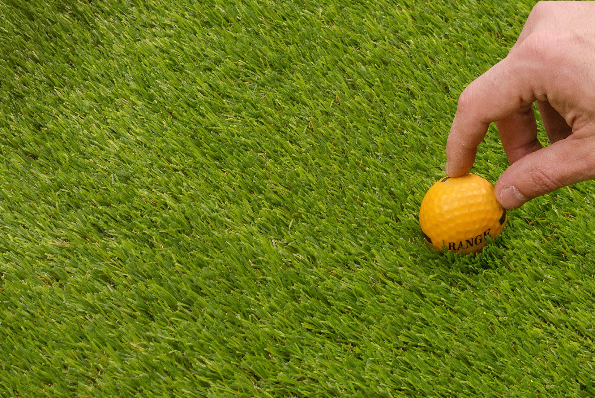 Rolo de relva artificial XAMANEK JEREZ 30MM 2X5M 17850 pontadas m2 e 11500 DTex - 19